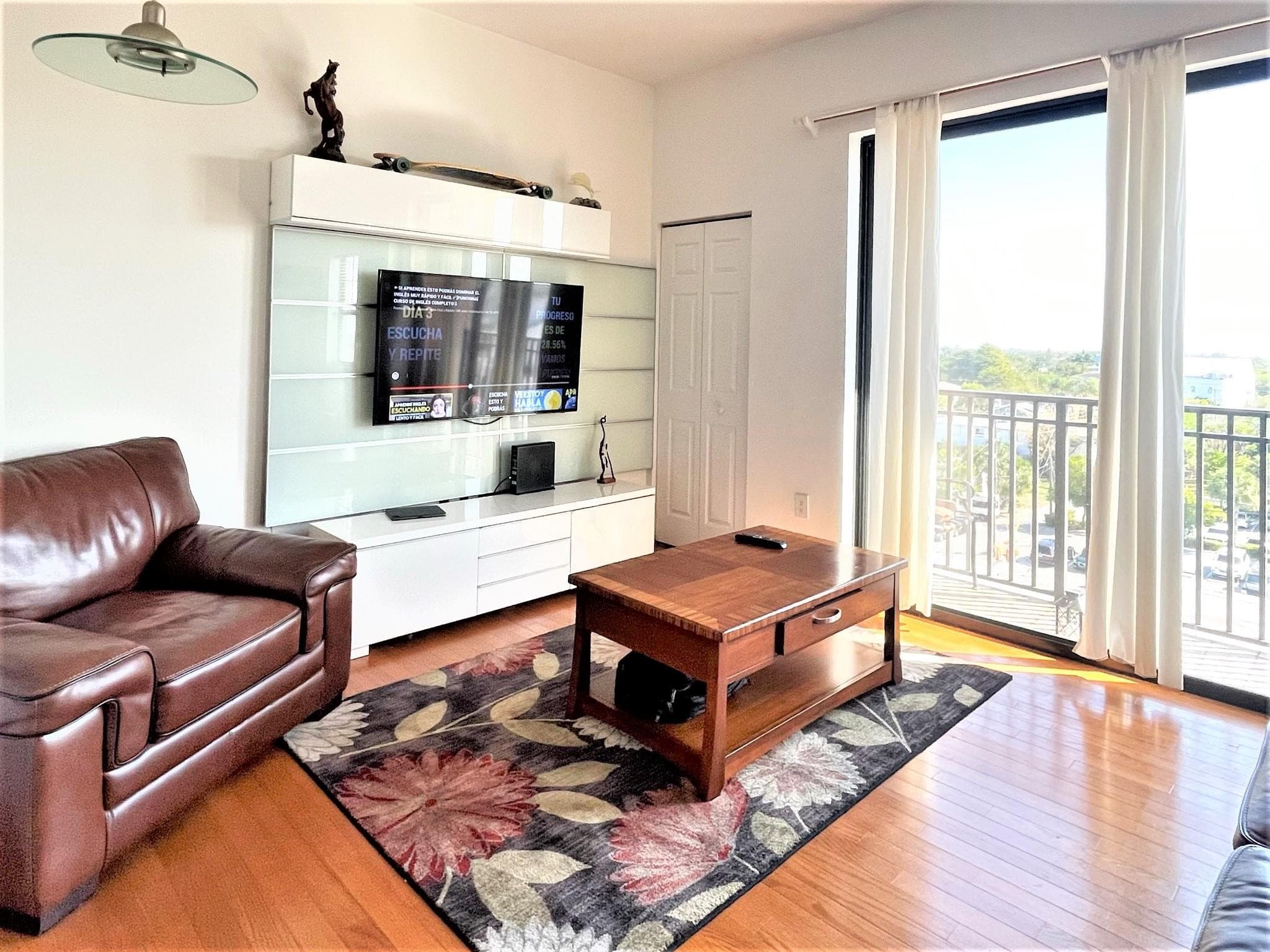 511 Lucerne Avenue 616, Lake Worth Beach, FL 33460 — photo 4 of 14