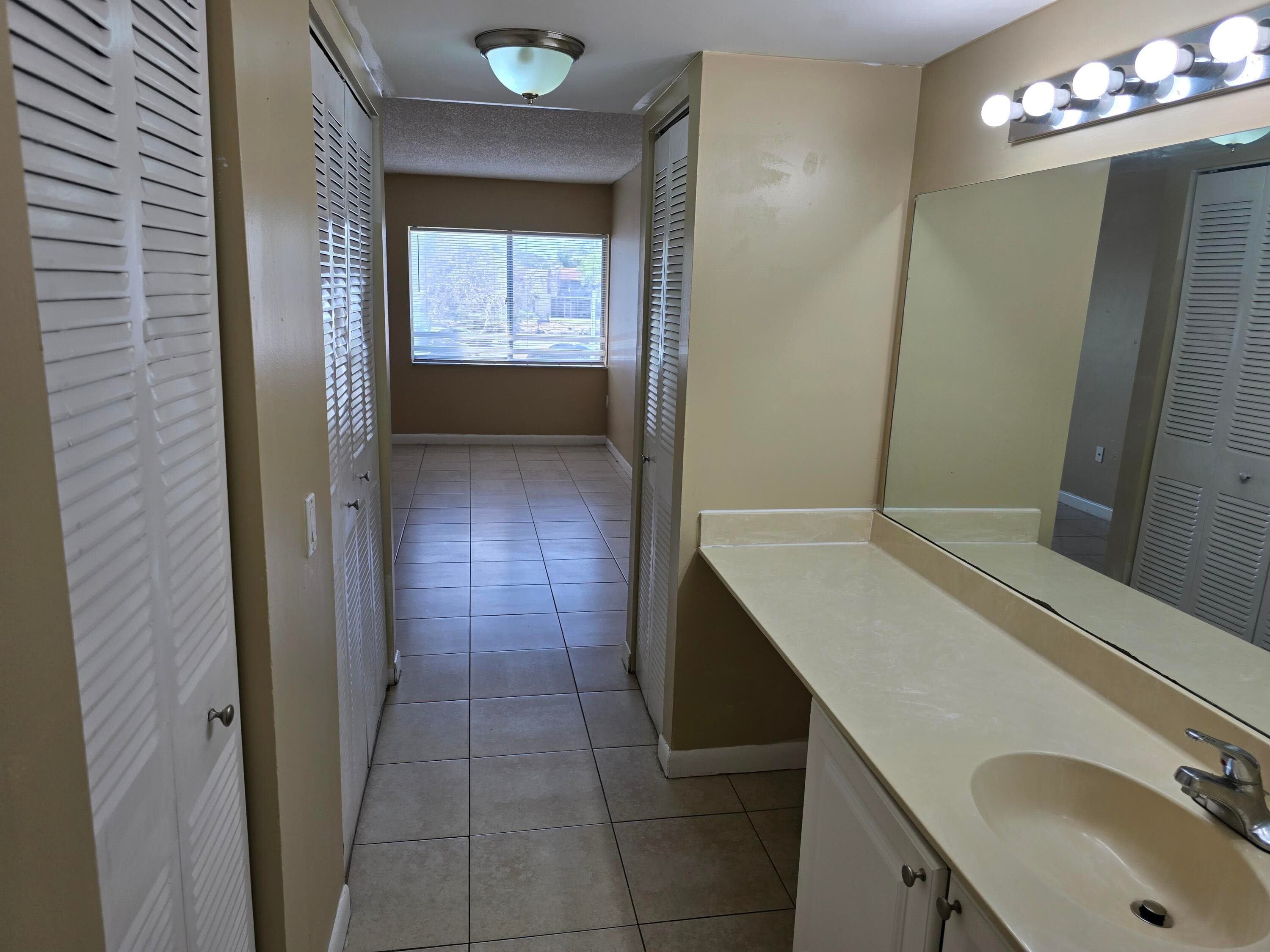 711 N Pine Island Road 213, Plantation, FL 33324 — photo 18 of 18