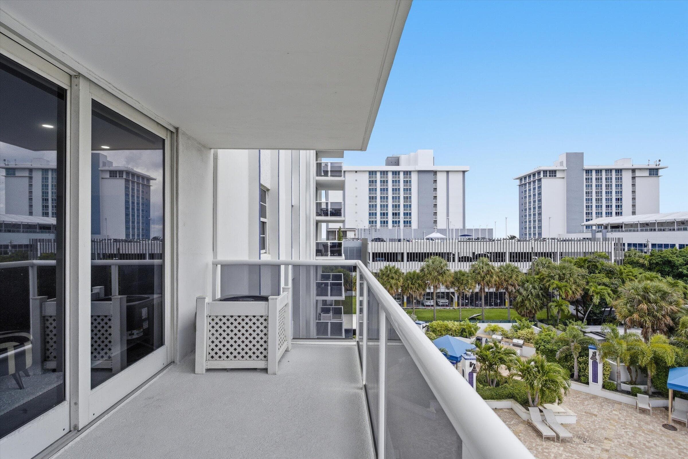 336 N Birch Road 5h, Fort Lauderdale, FL 33304 — photo 33 of 65