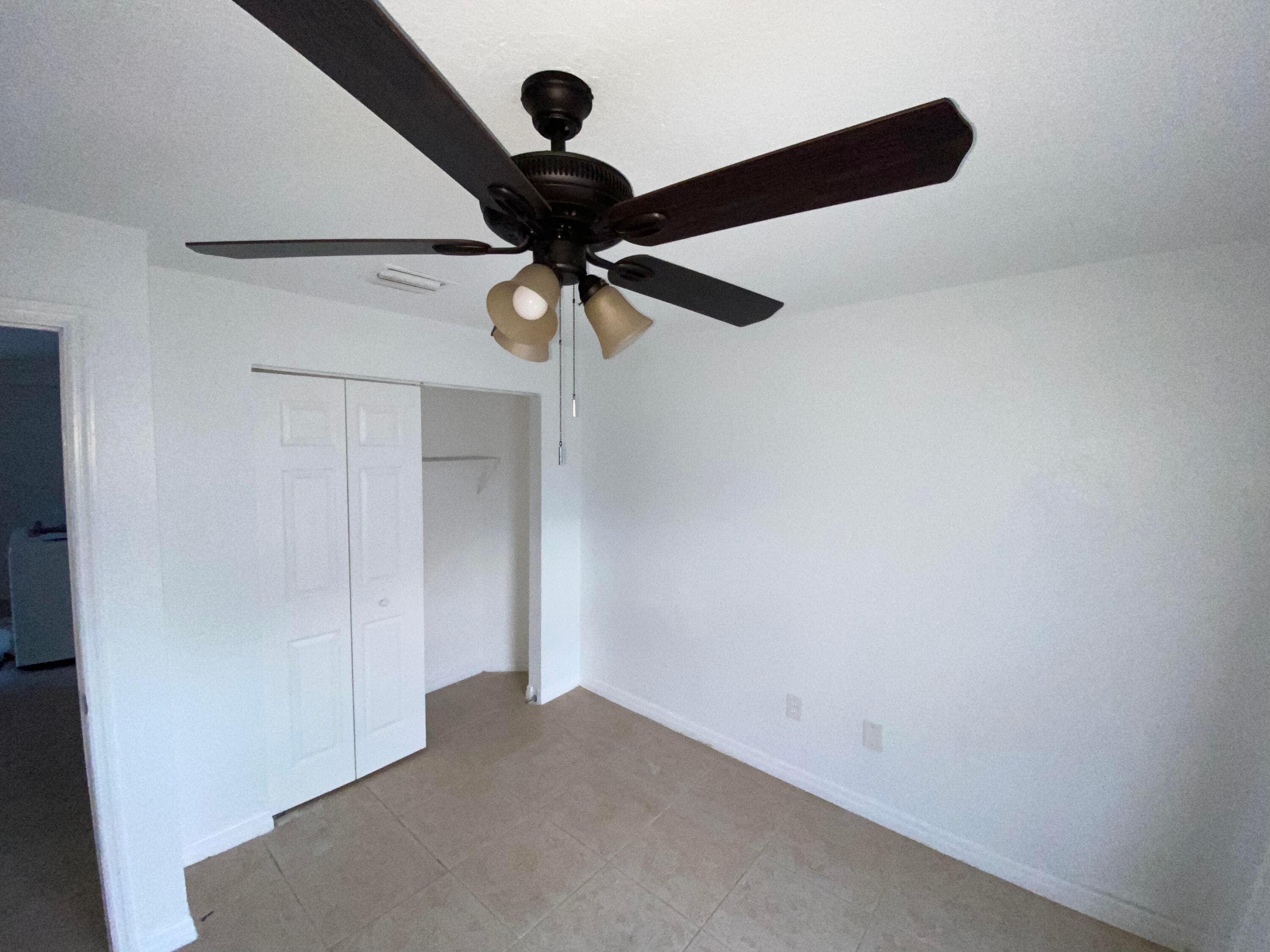 618 NE 1st Street B, Boynton Beach, FL 33435 — photo 13 of 19