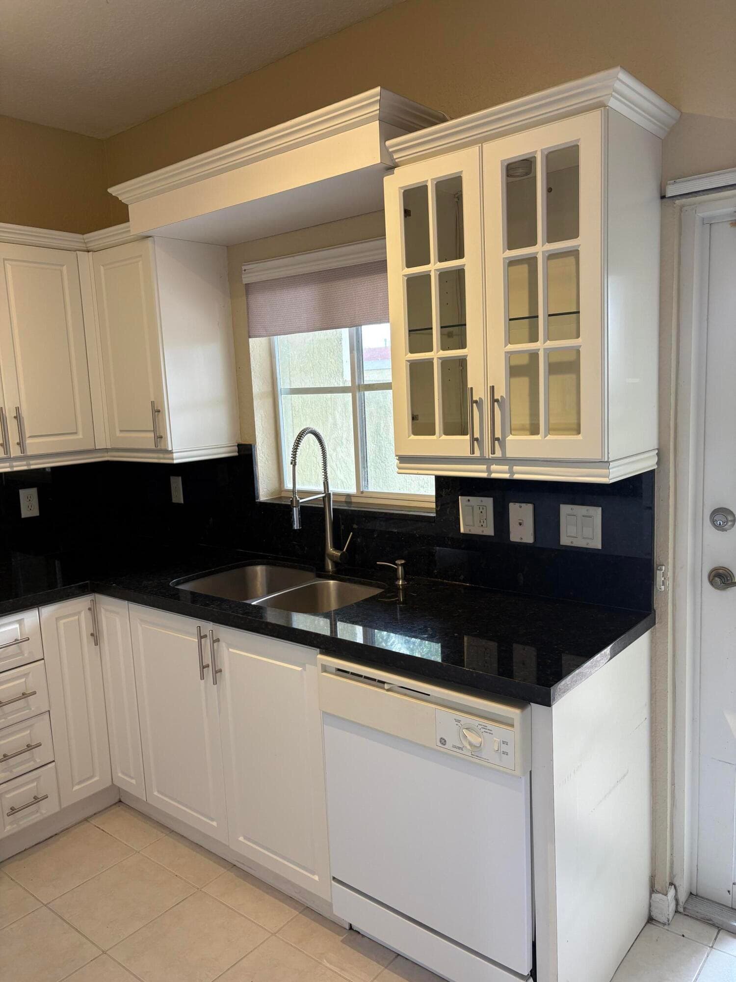 11429 NW 34th Place, Sunrise, FL 33323 — photo 9 of 18