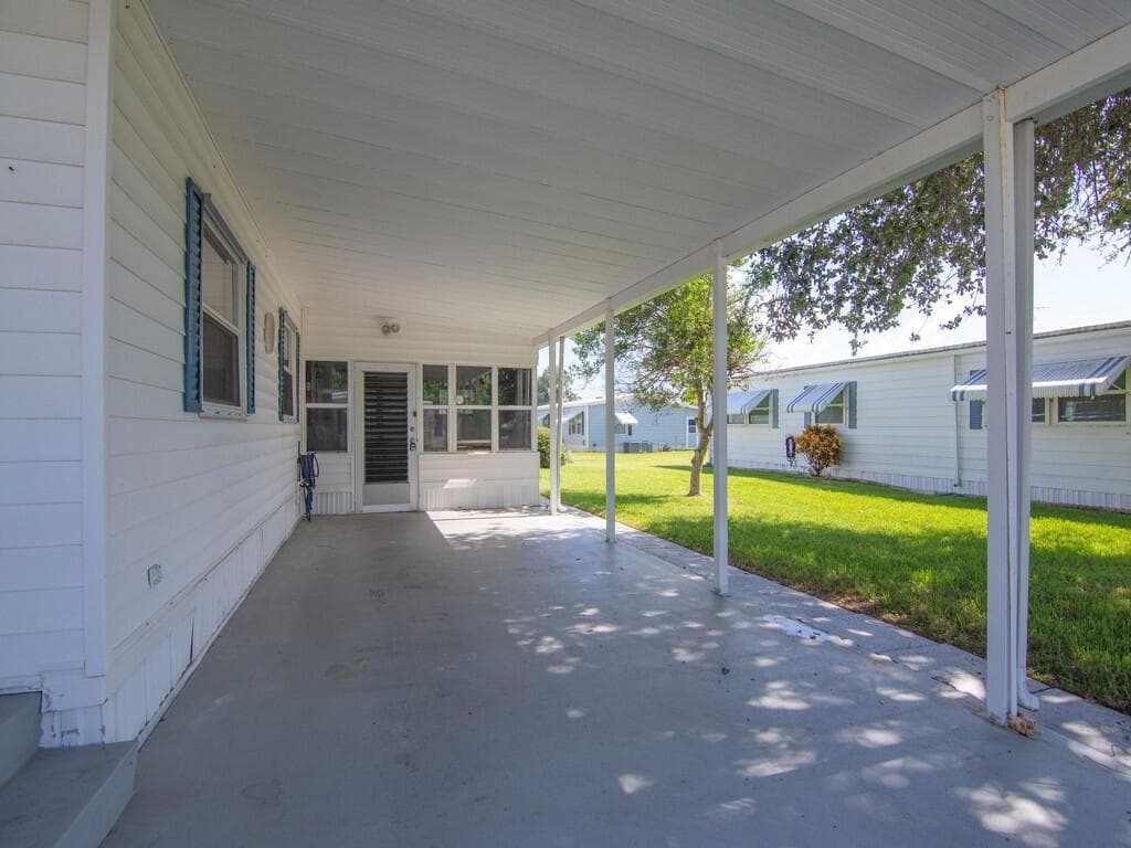 264 NE Cameo Way, Jensen Beach, FL 34957 — photo 3 of 34