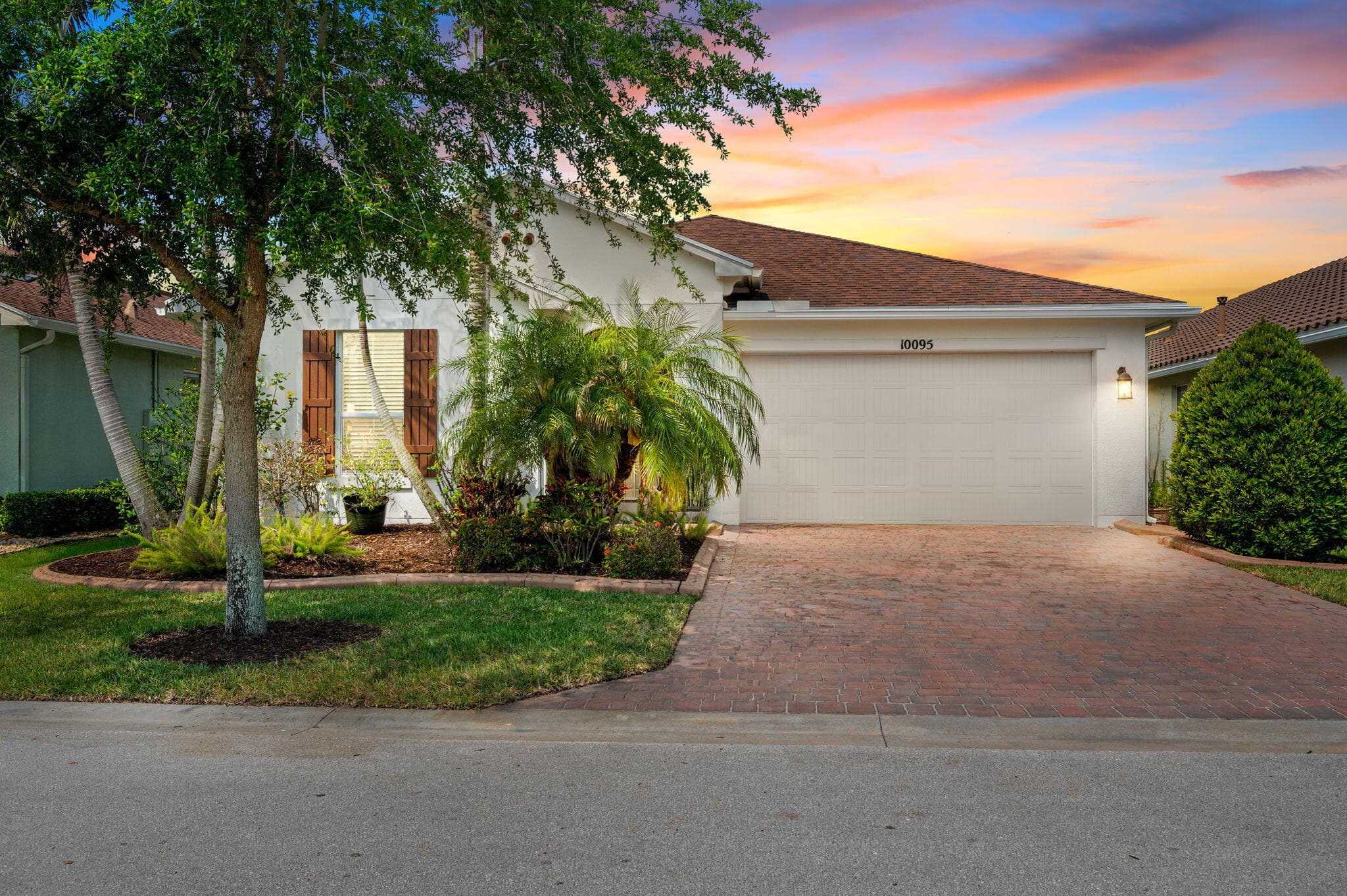 10095 SW Indian Lilac Trail, Port St. Lucie, FL 34987 — photo 2 of 29