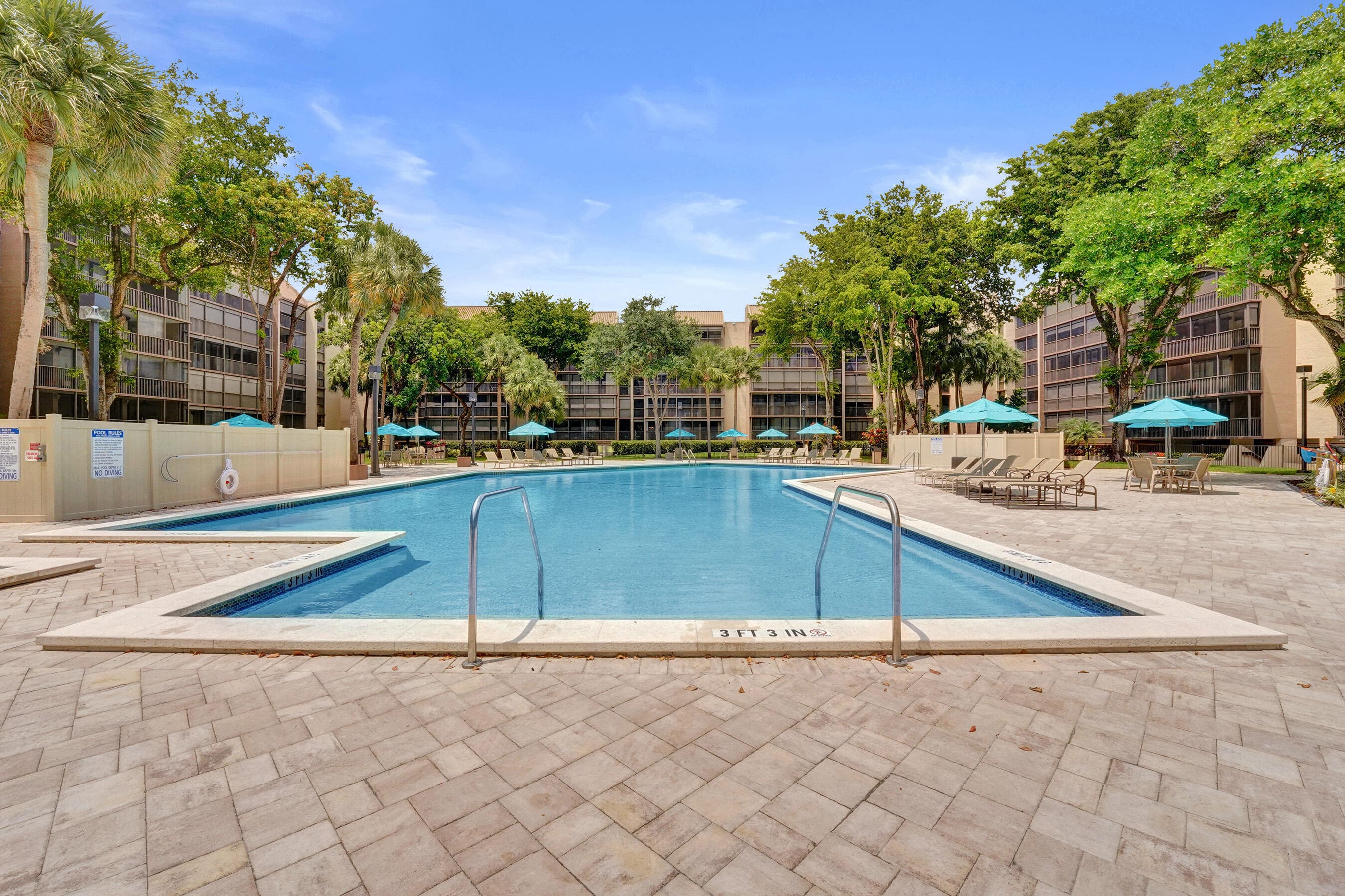 2802 N 46th Avenue B620, Hollywood, FL 33021 — photo 57 of 82
