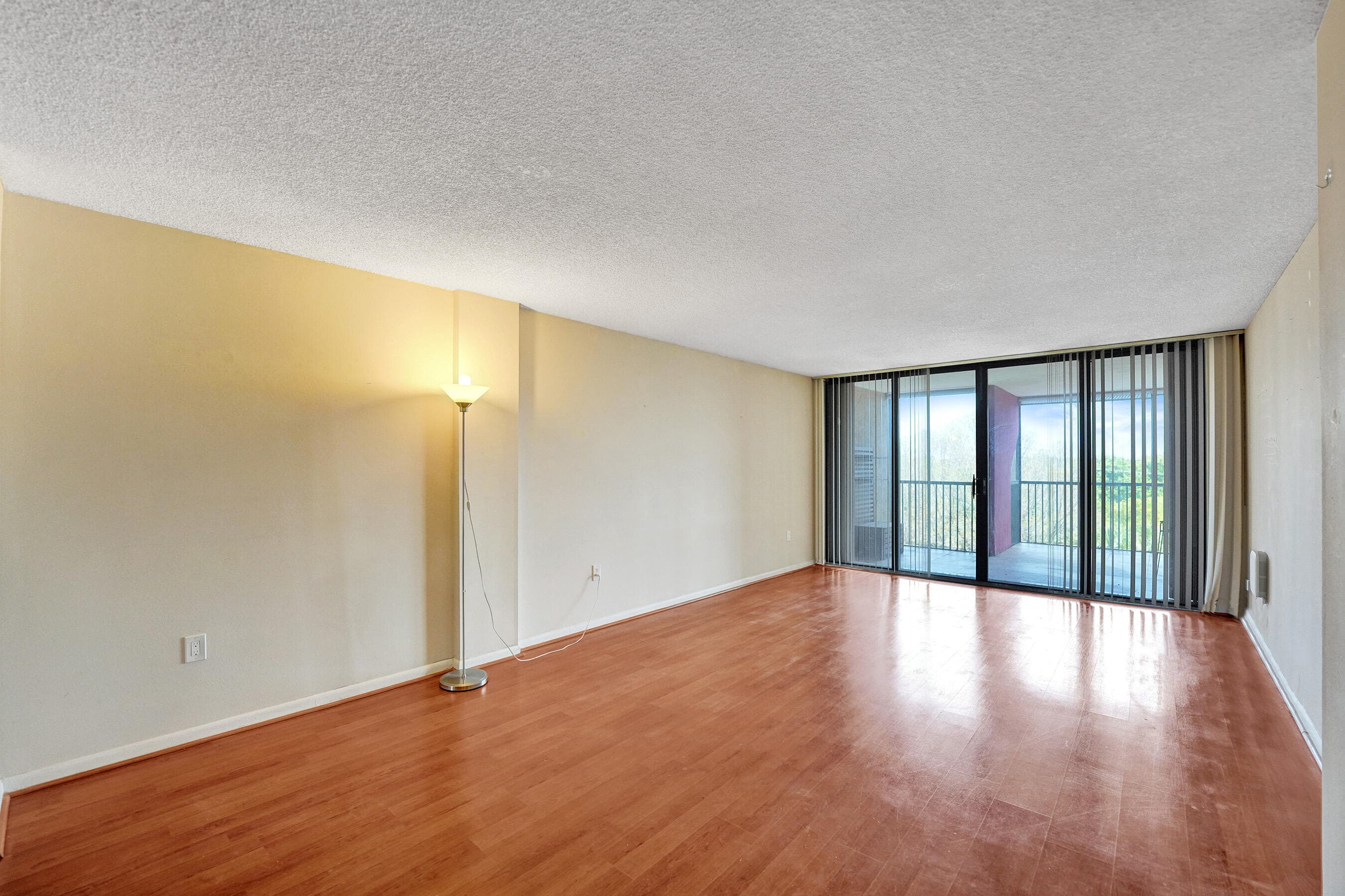 2802 N 46th Avenue B620, Hollywood, FL 33021 — photo 28 of 82