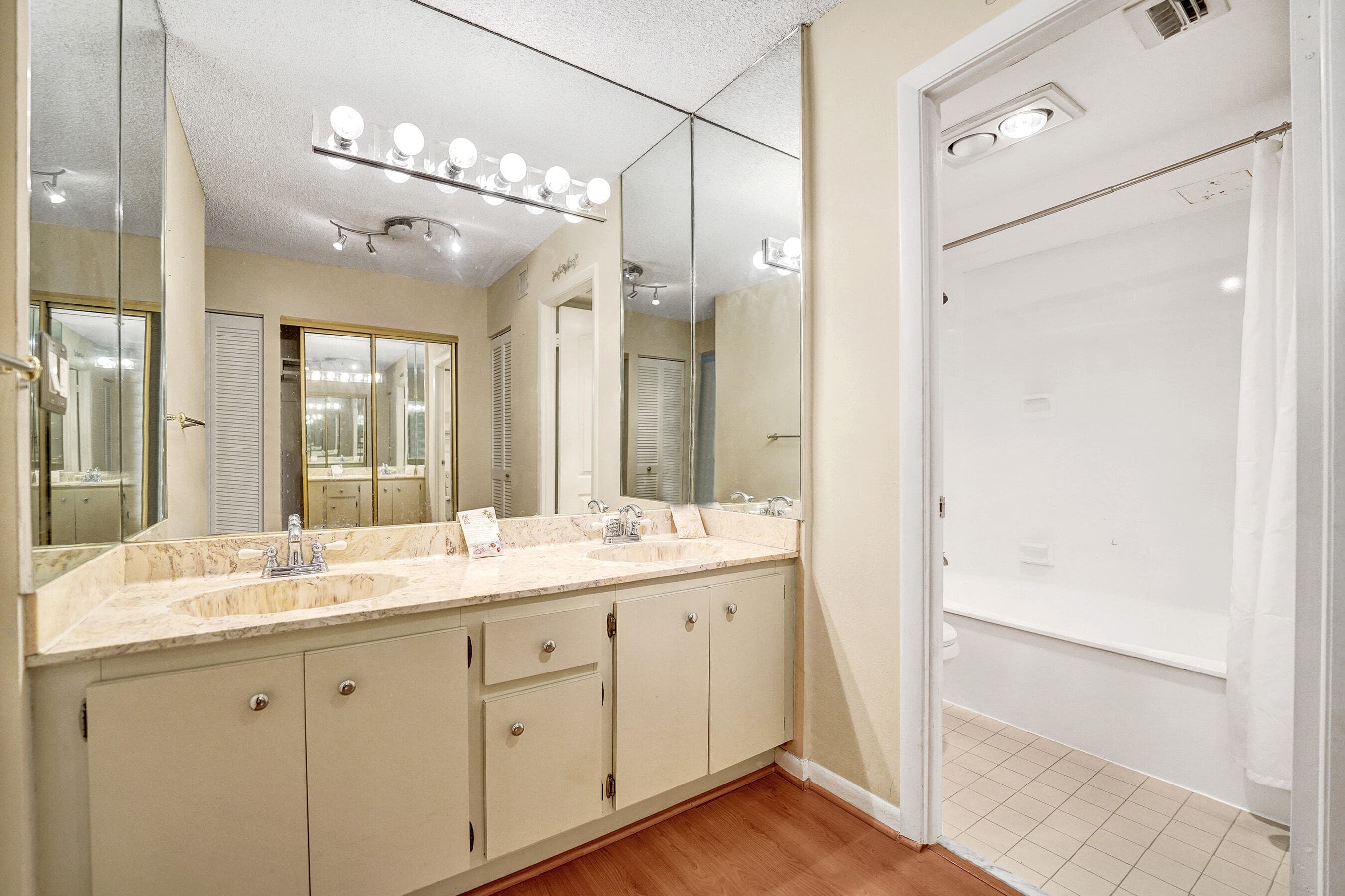 2802 N 46th Avenue B620, Hollywood, FL 33021 — photo 41 of 82