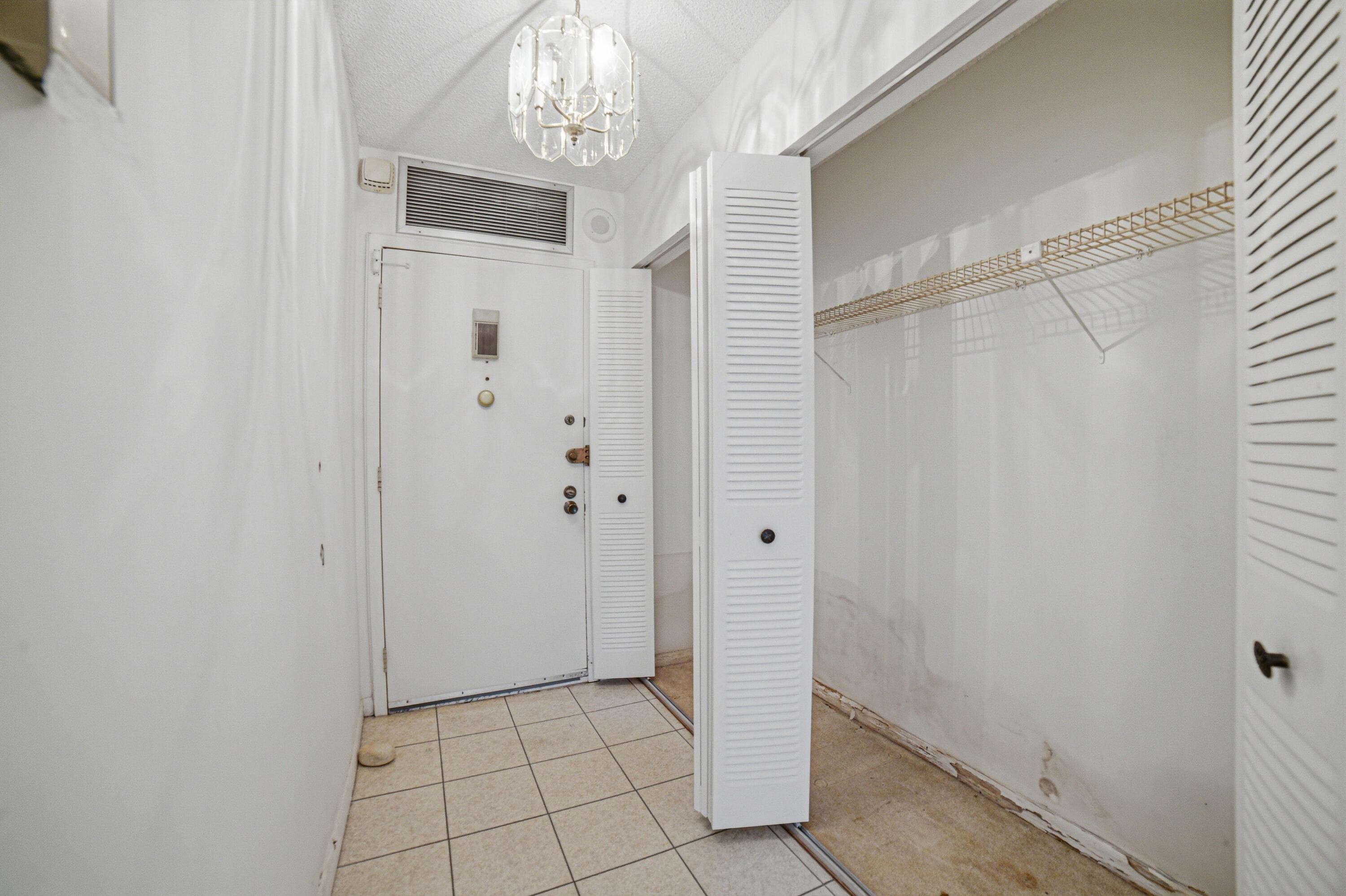 600 Three Islands Boulevard 121, Hallandale Beach, FL 33009 — photo 17 of 46
