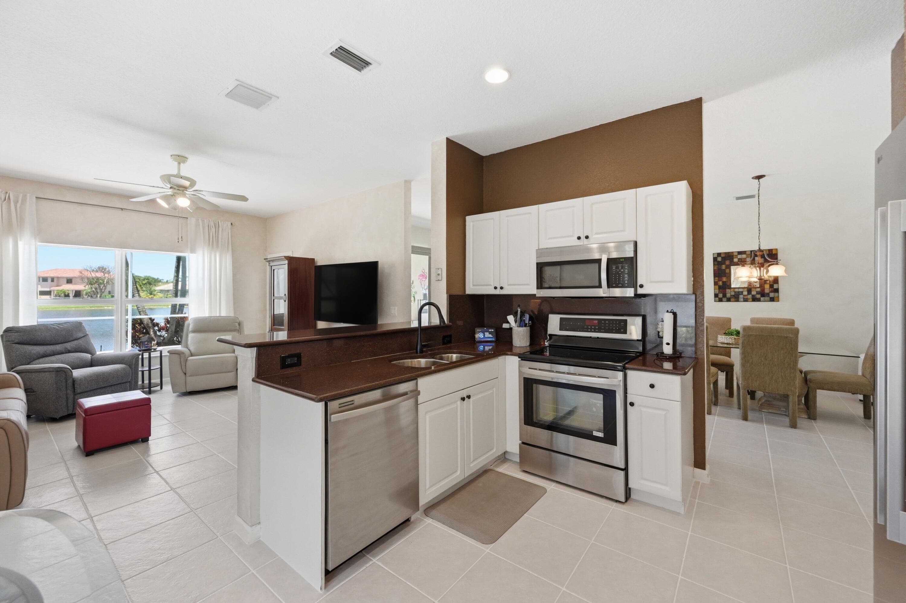 11735 NW 48th Street, Coral Springs, FL 33076 — photo 13 of 55
