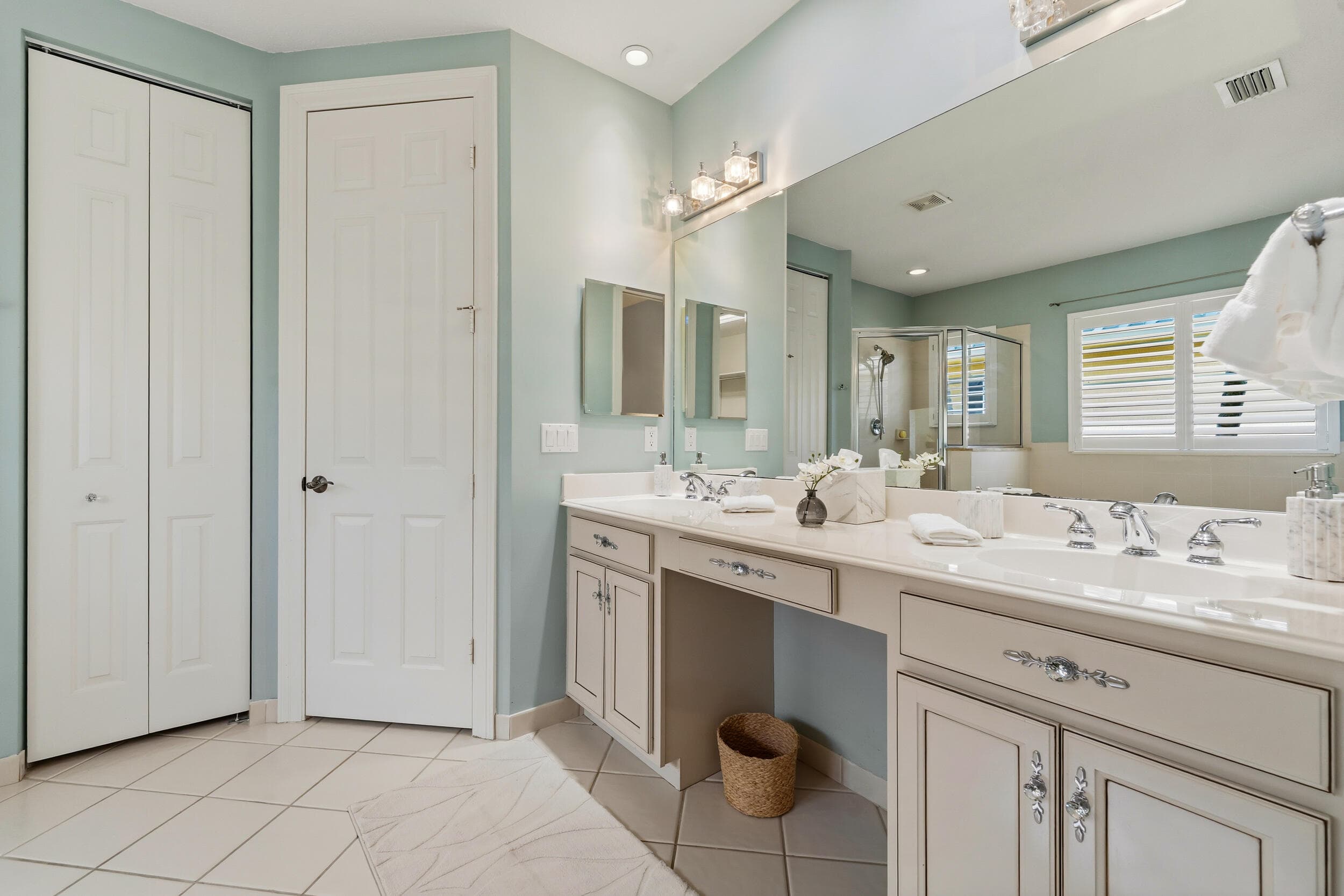 834 Madison Court, Palm Beach Gardens, FL 33410 — photo 17 of 50