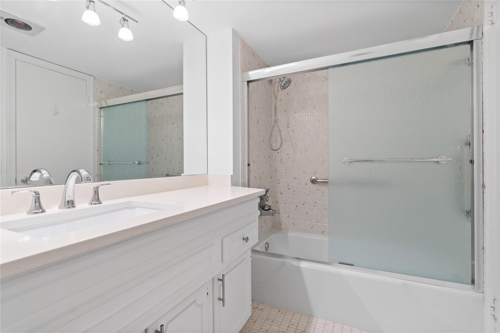 5200 N Ocean Boulevard 710b, Fort Lauderdale, FL 33308 — photo 18 of 58