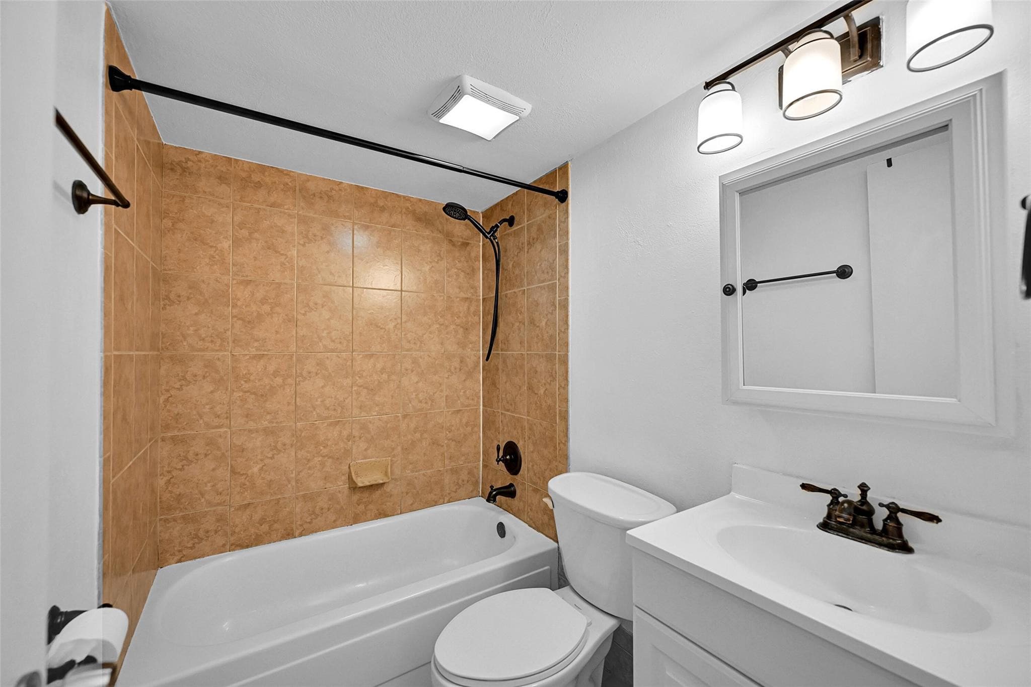 7173 Orange Drive 215b, Davie, FL 33314 — photo 12 of 20