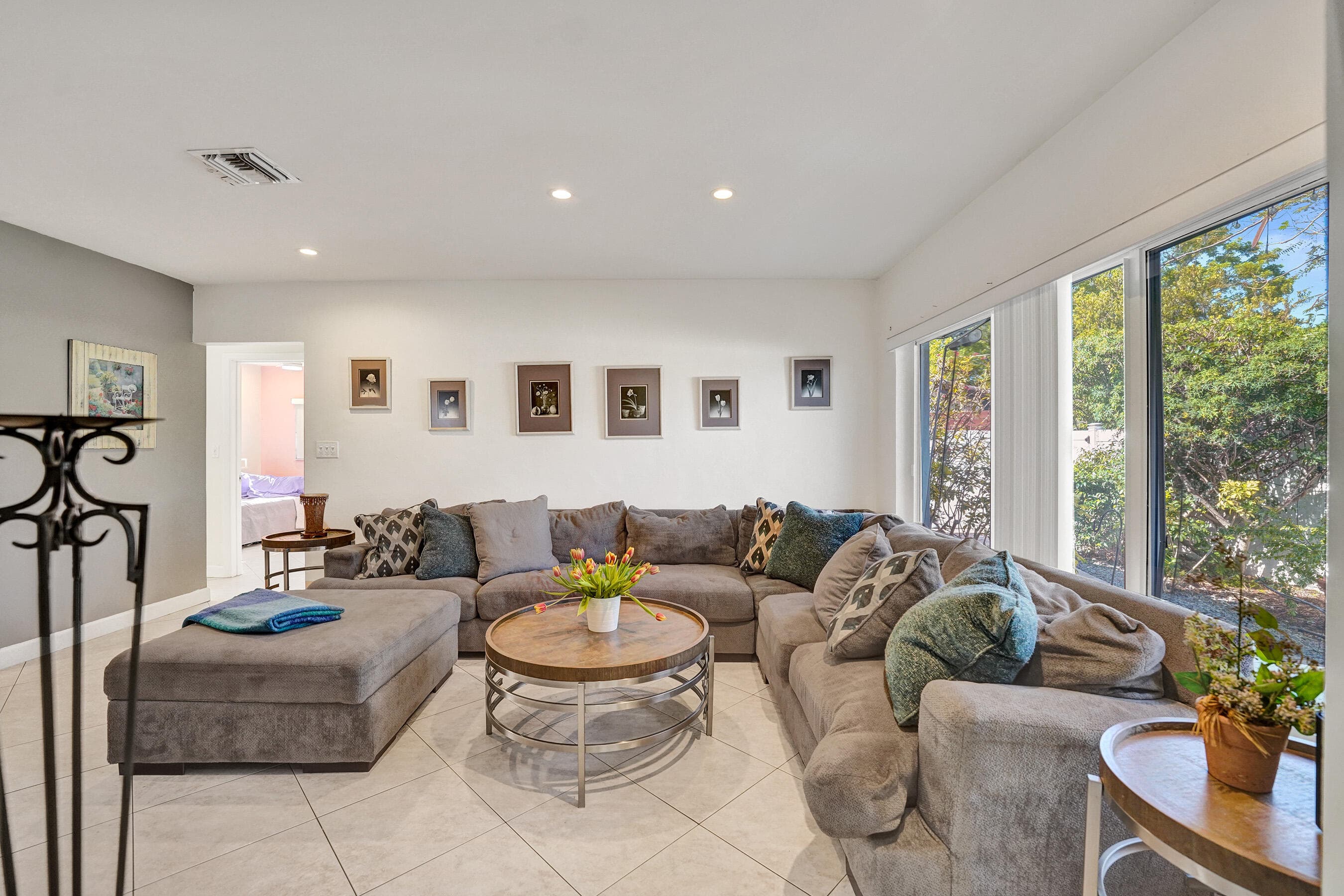 1036 NE 9th Avenue, Fort Lauderdale, FL 33304 — photo 3 of 87