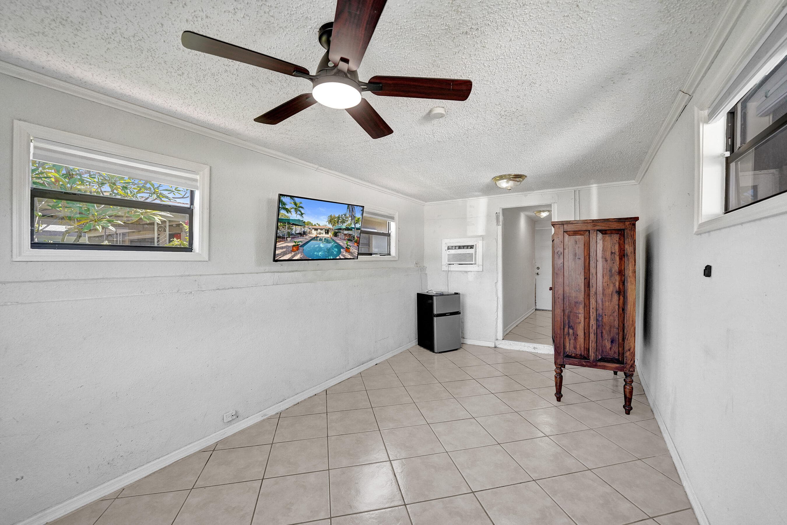 1036 NE 9th Avenue, Fort Lauderdale, FL 33304 — photo 47 of 87