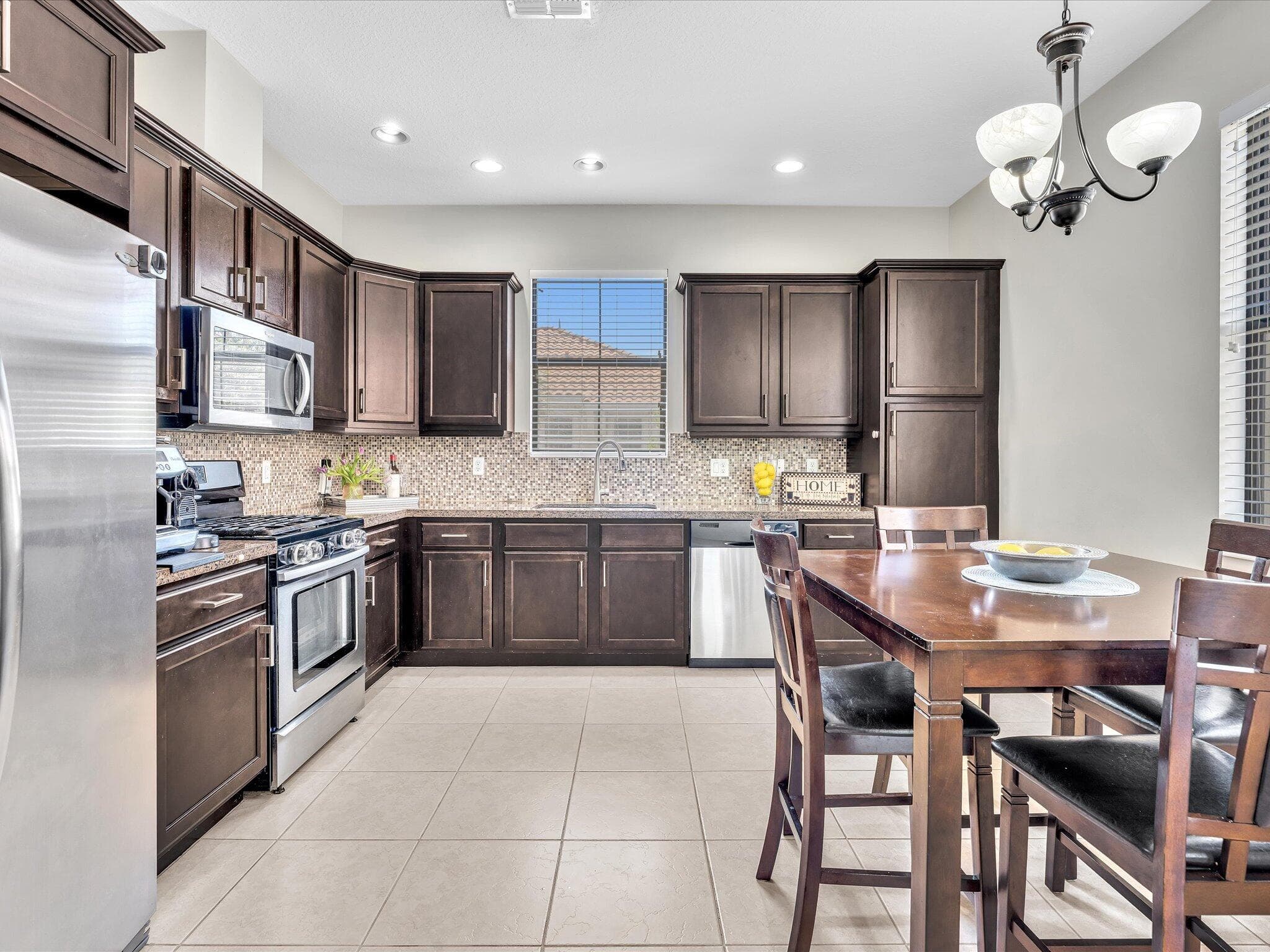 3340 NW 125th Lane, Sunrise, FL 33323 — photo 17 of 109