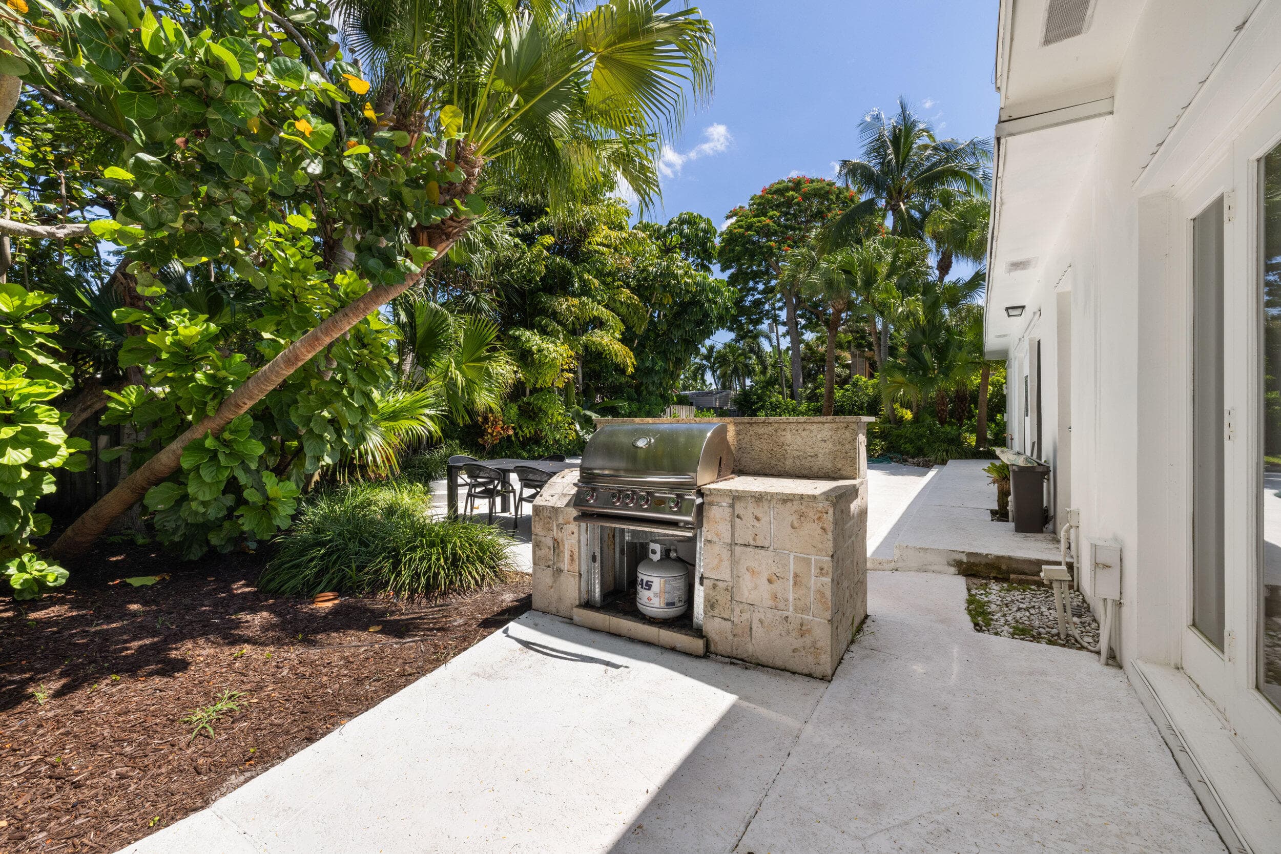 247 Plymouth Road, West Palm Beach, FL 33405 — photo 29 of 38