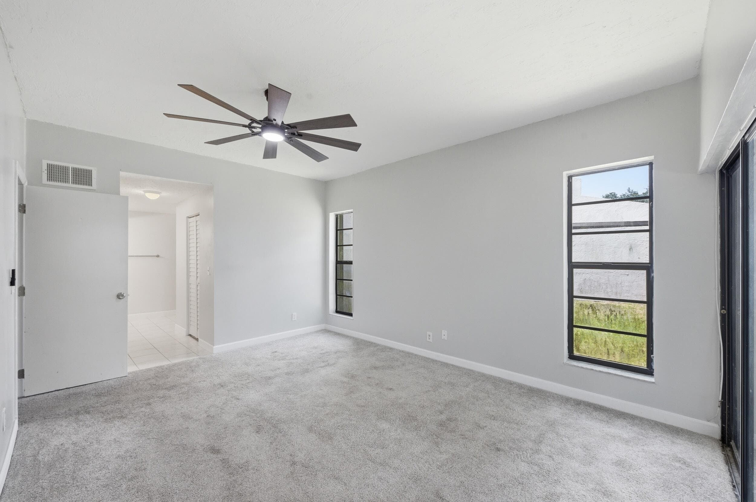 1097 NW 98th Terrace 110, Pembroke Pines, FL 33024 — photo 17 of 28