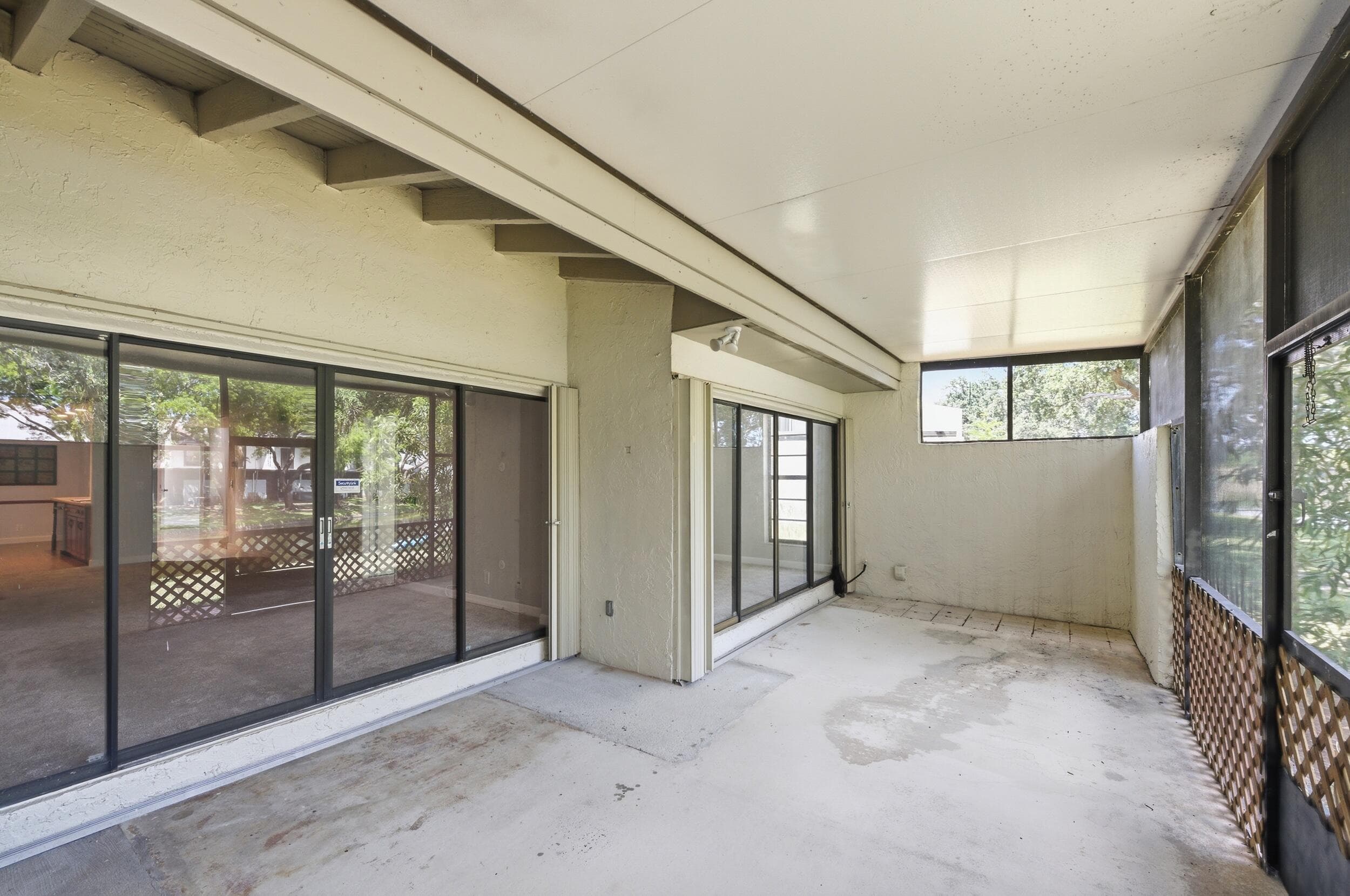 1097 NW 98th Terrace 110, Pembroke Pines, FL 33024 — photo 23 of 28
