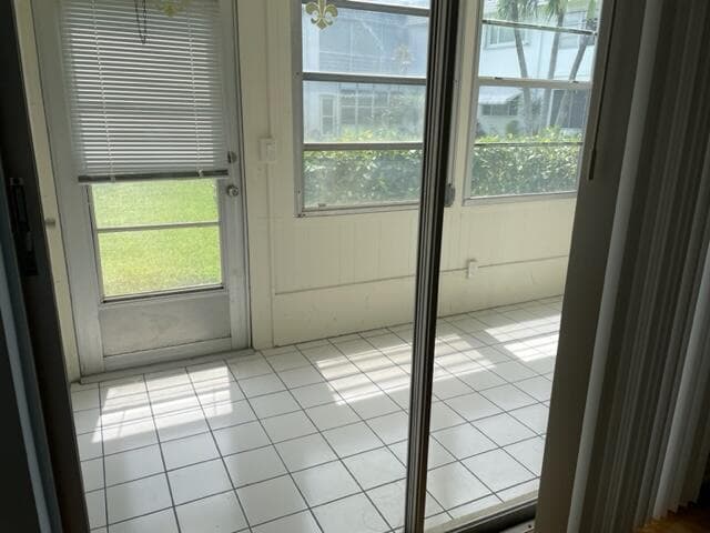 2960 Lake Osborne Drive 107, Lake Worth Beach, FL 33461 — photo 8 of 18
