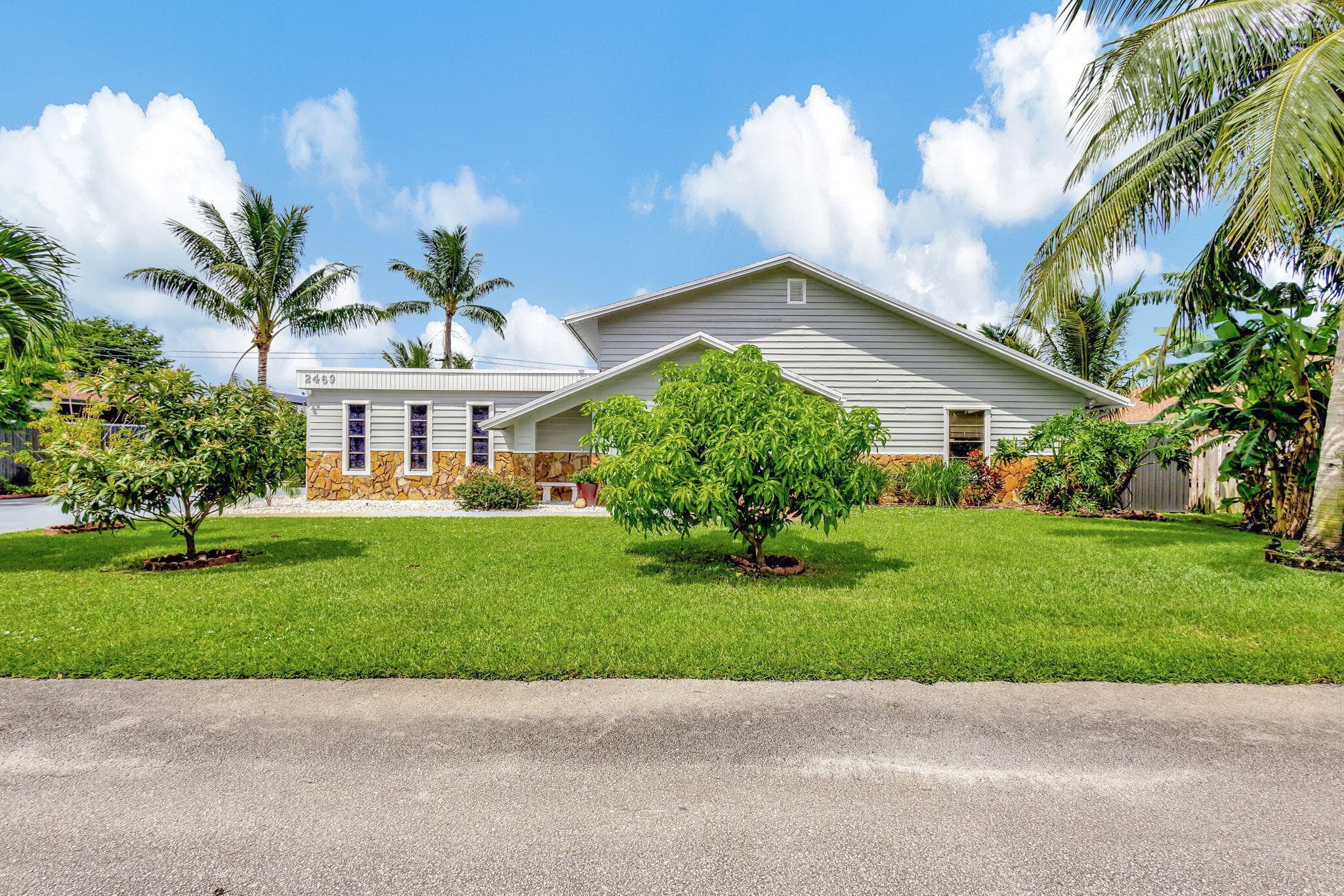 2469 Sun Up Lane, Lake Worth, FL 33462 — photo 11 of 52