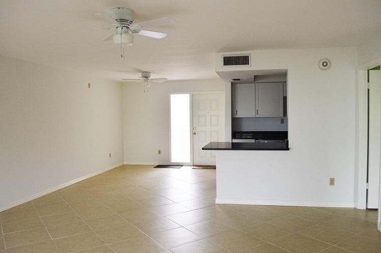 2283 NW 22nd Avenue 104, Stuart, FL 34994 — photo 4 of 20