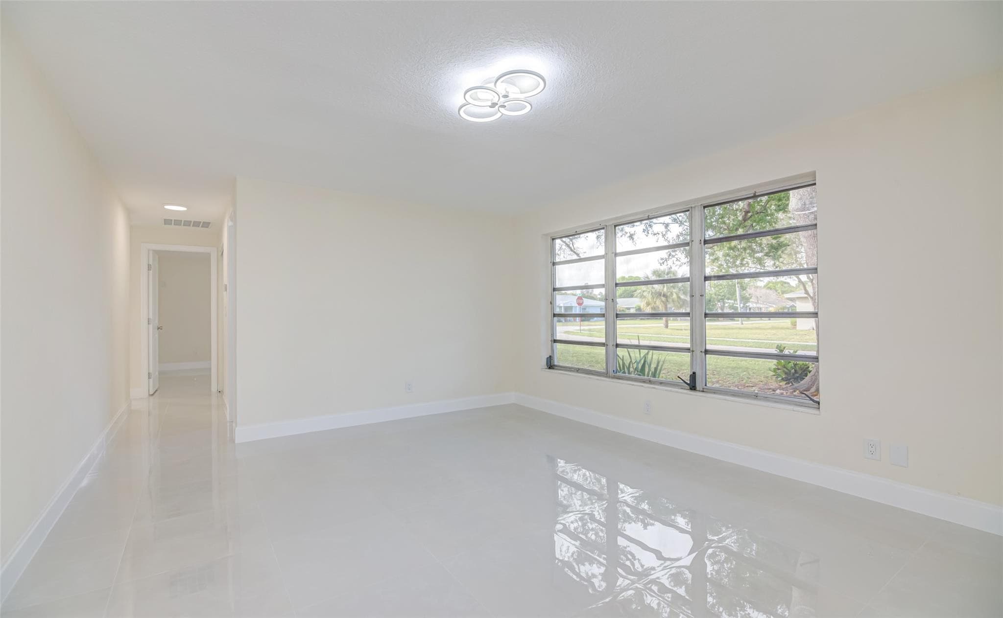 3105 18th Street, Vero Beach, FL 32960 — photo 17 of 34