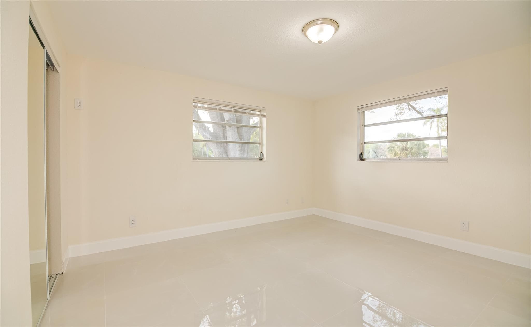 3105 18th Street, Vero Beach, FL 32960 — photo 21 of 34