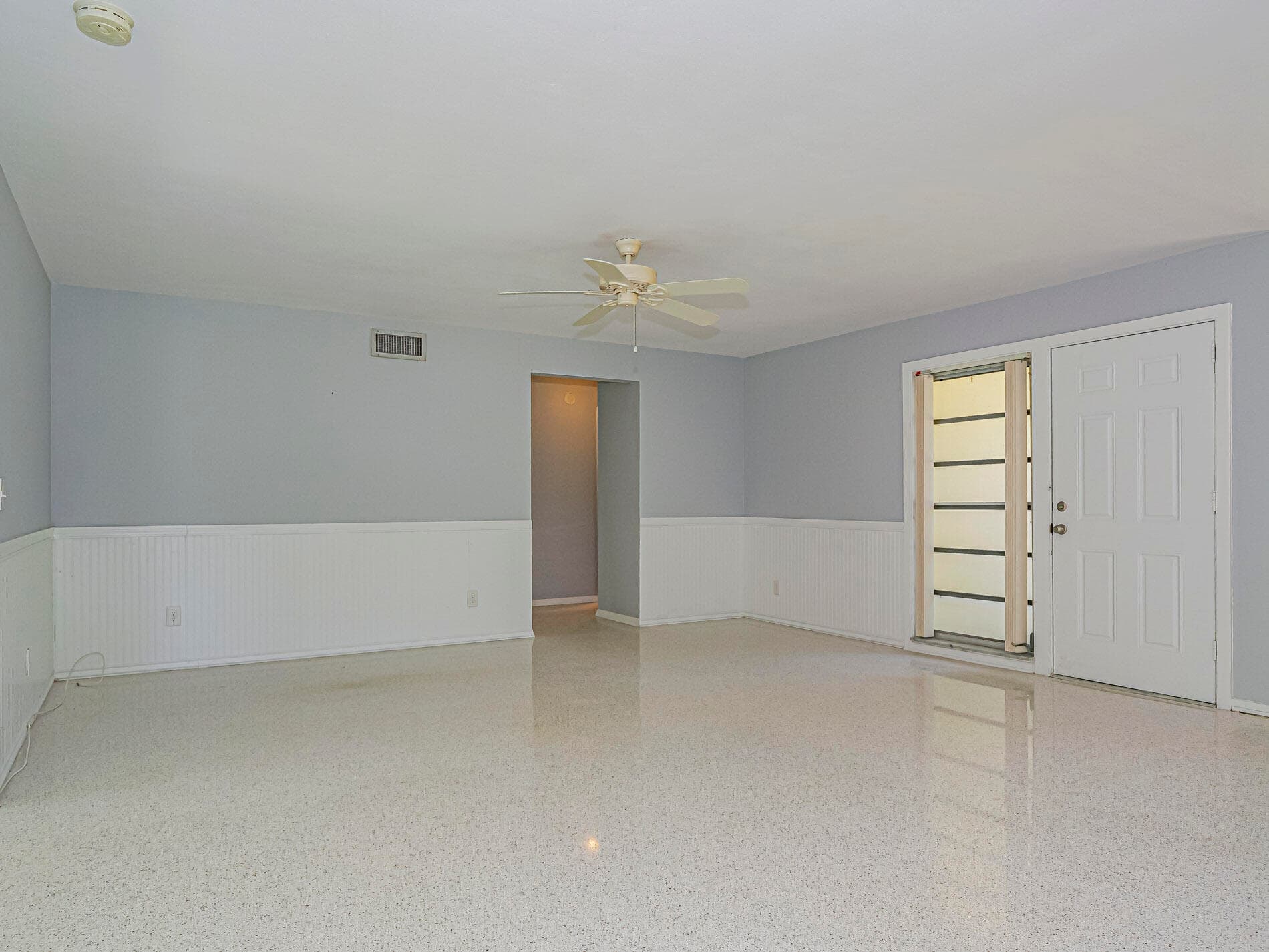 2616 15th Street, Vero Beach, FL 32960 — photo 5 of 31
