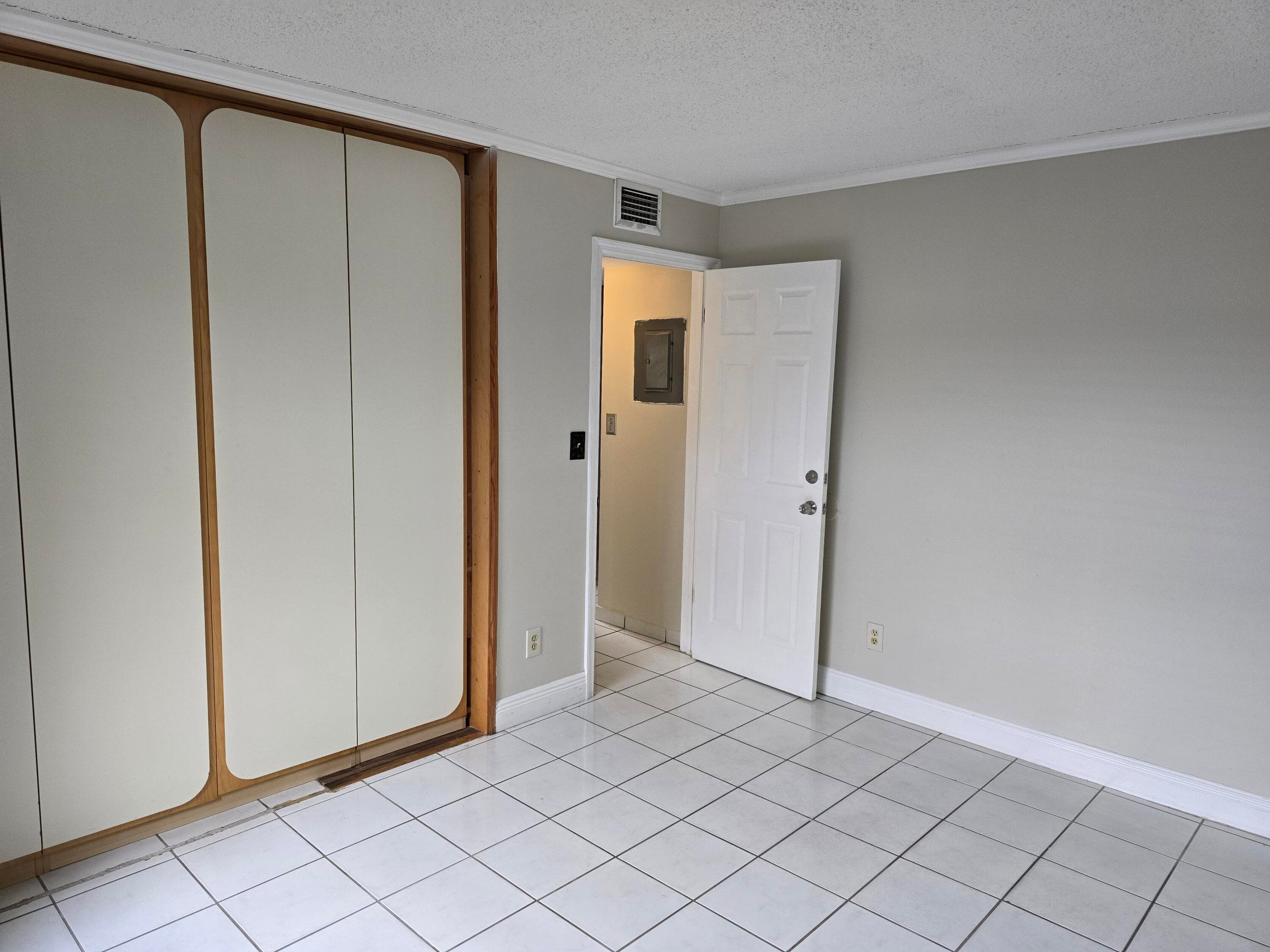 10050 Winding Lake Road 103, Sunrise, FL 33351 — photo 9 of 15