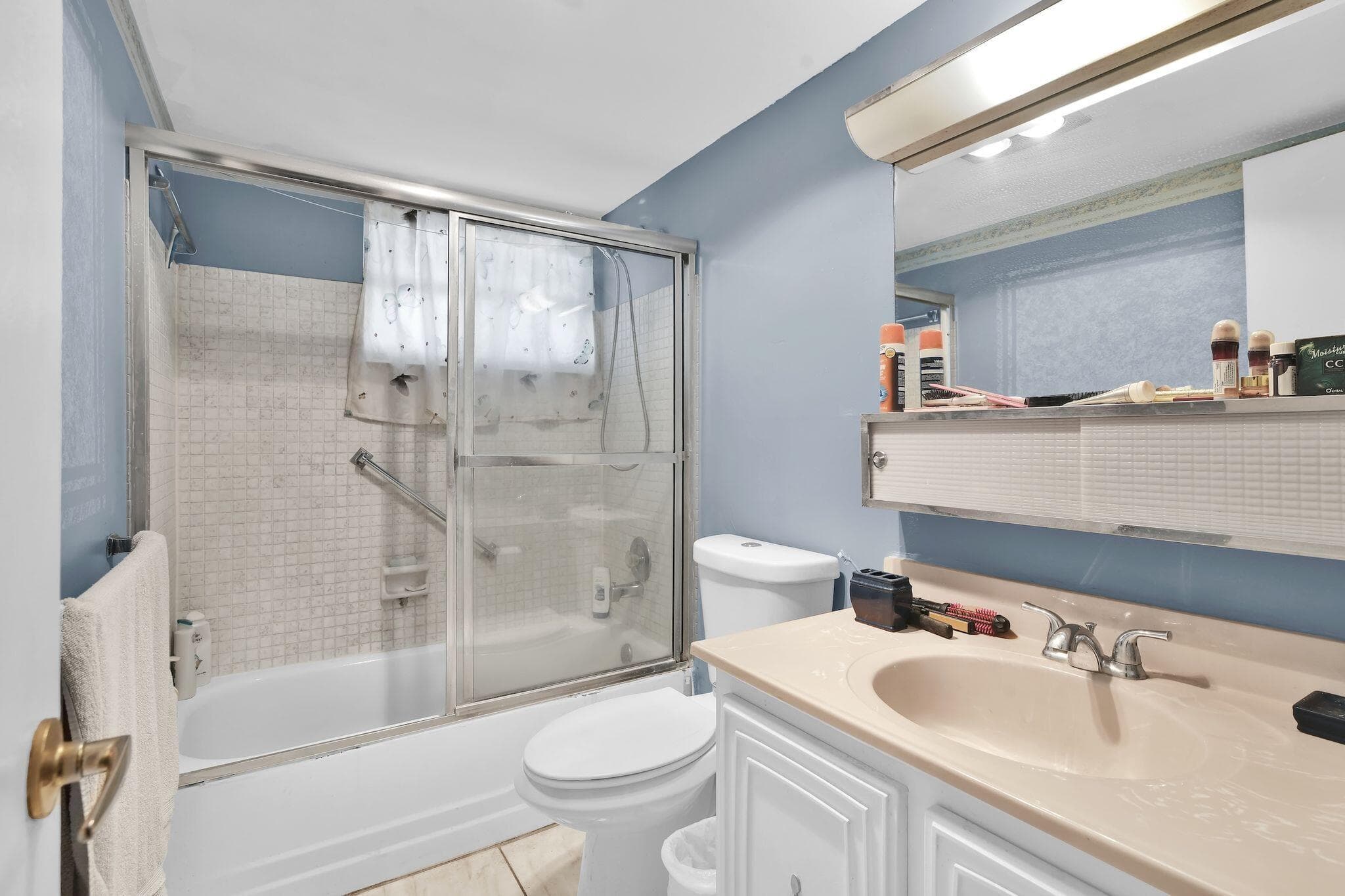 711 Lori Drive 204, Palm Springs, FL 33461 — photo 13 of 34