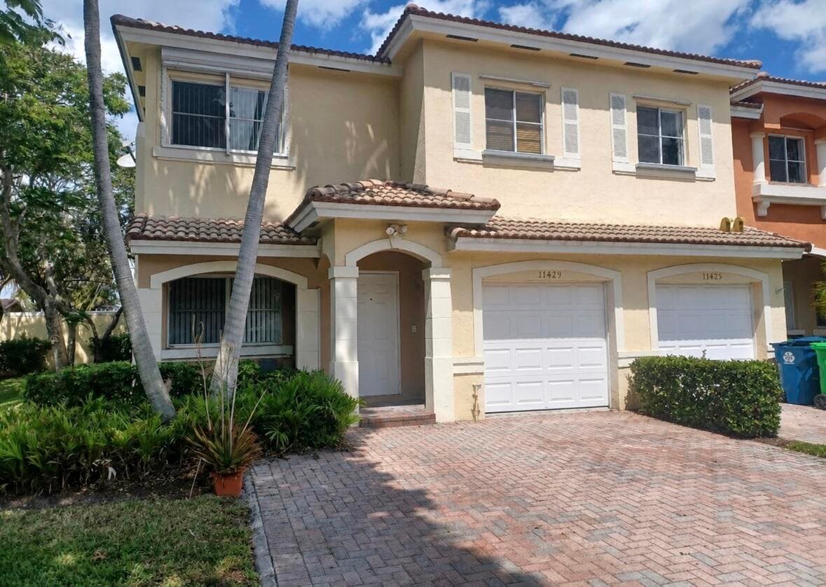 11429 NW 34th Place, Sunrise, FL 33323 — photo 1 of 18