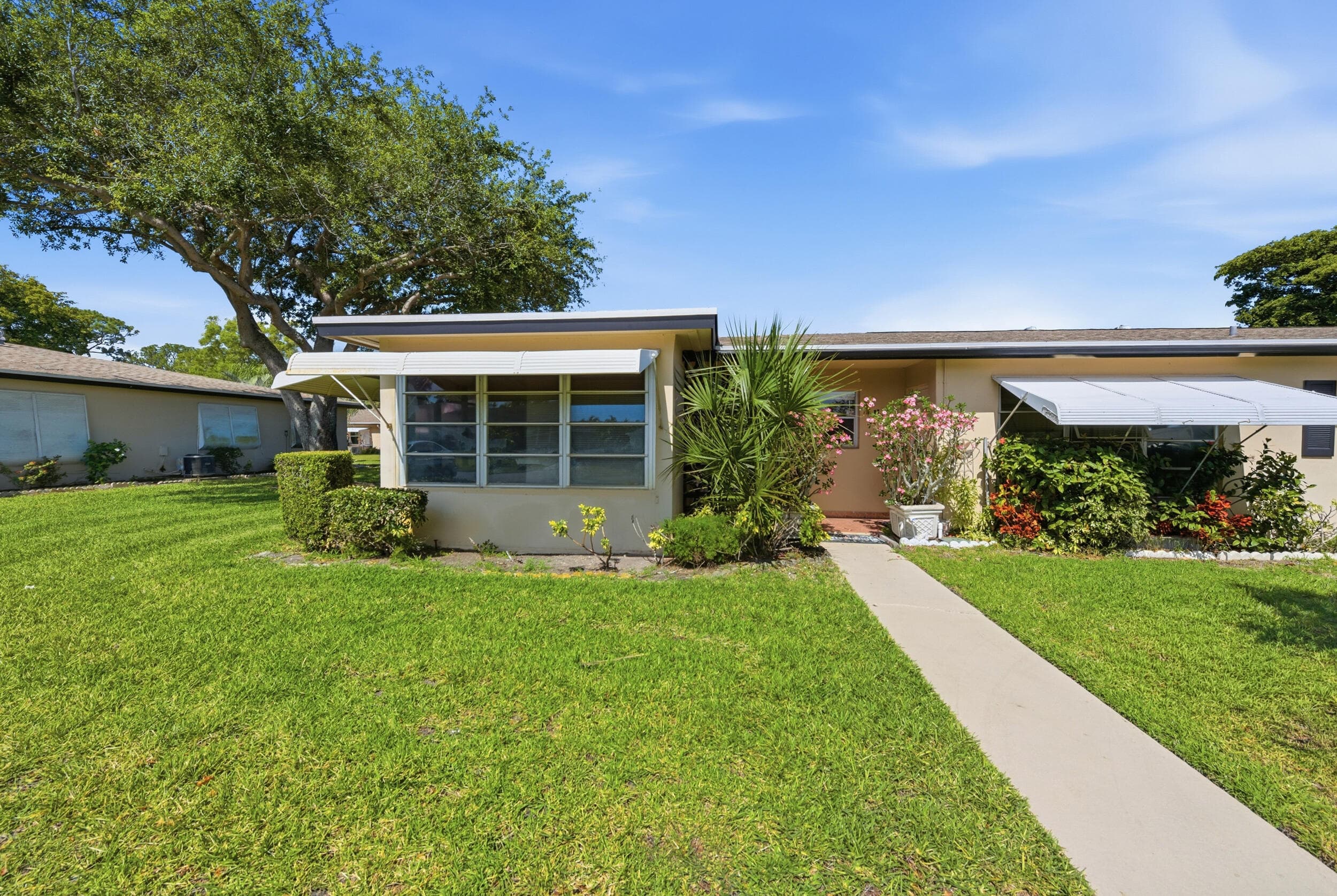 940 S Drive Terrace A, Delray Beach, FL 33445 — photo 7 of 26