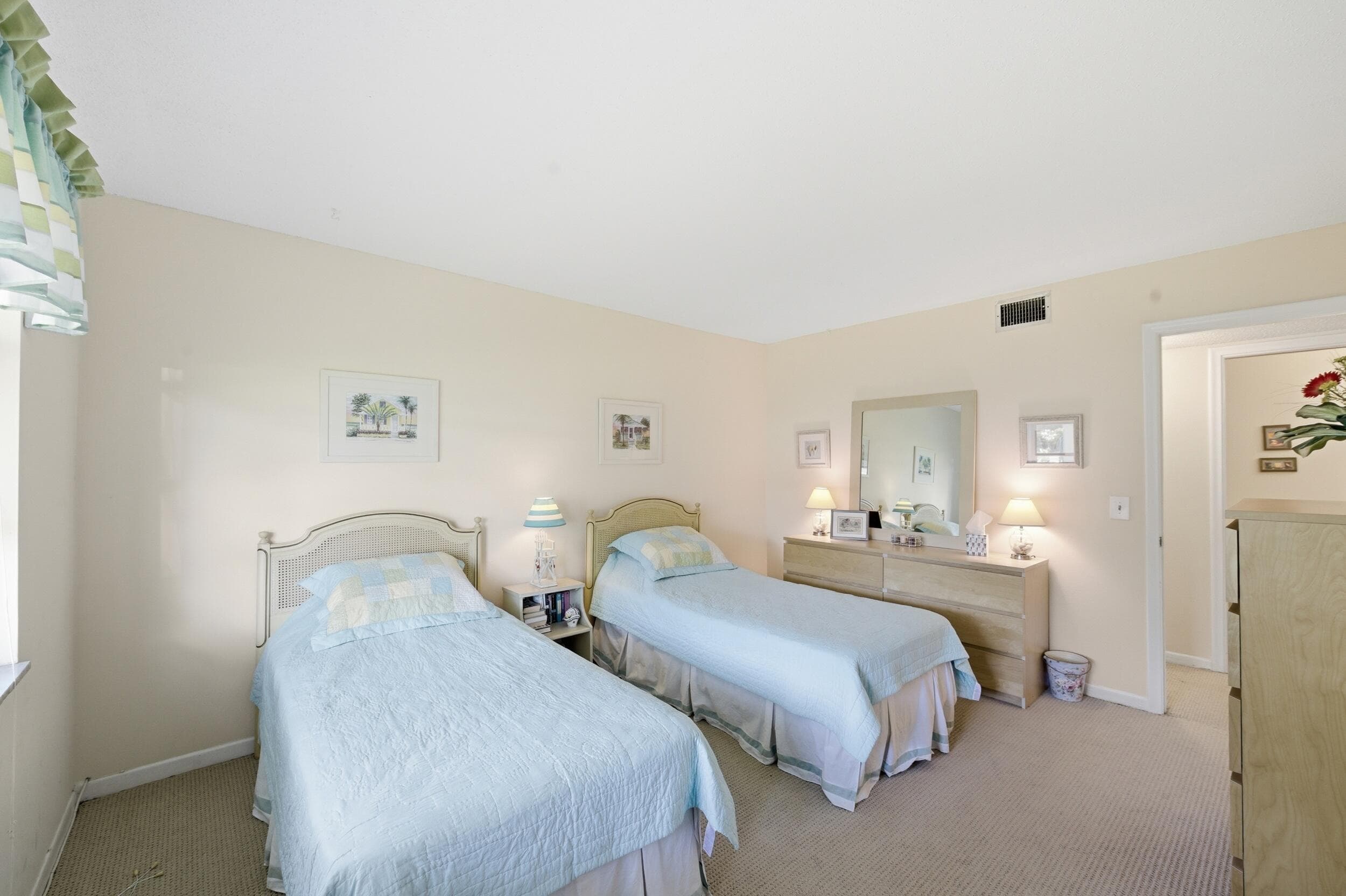 940 S Drive Terrace A, Delray Beach, FL 33445 — photo 24 of 26