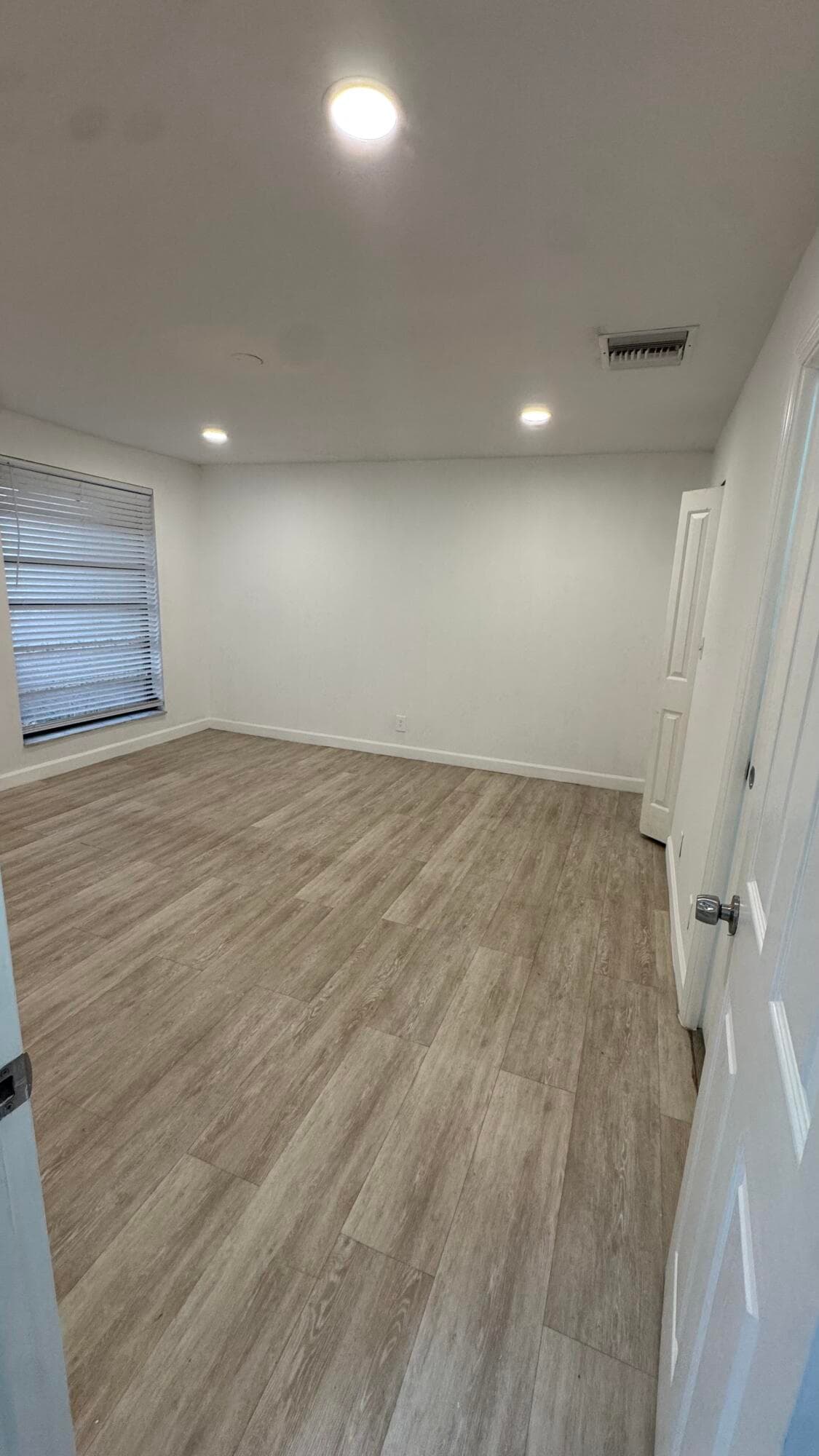 802 Saint Andrews Road 15, Hollywood, FL 33021 — photo 8 of 53