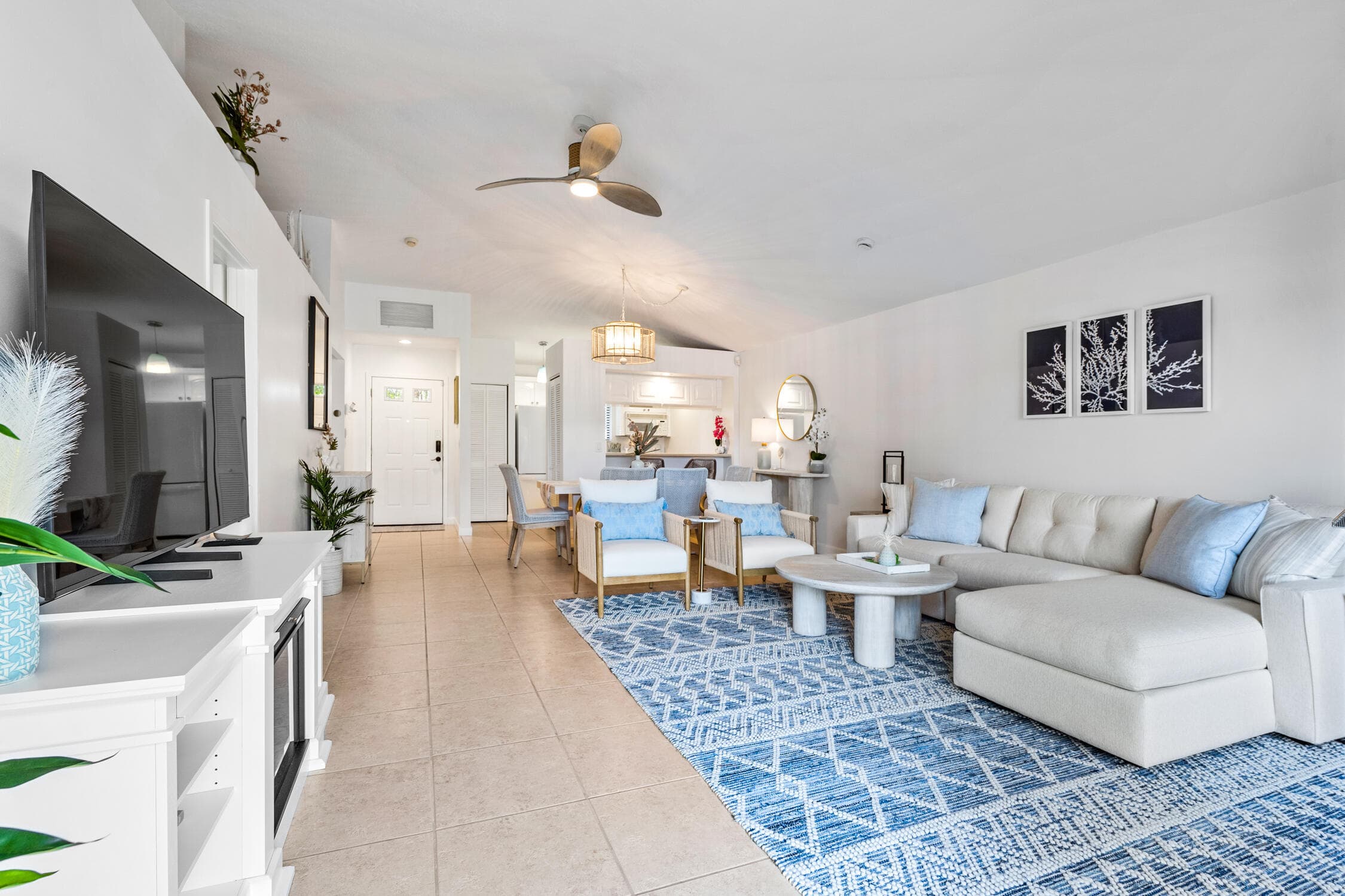 913 Club Drive, Palm Beach Gardens, FL 33418 — photo 17 of 39