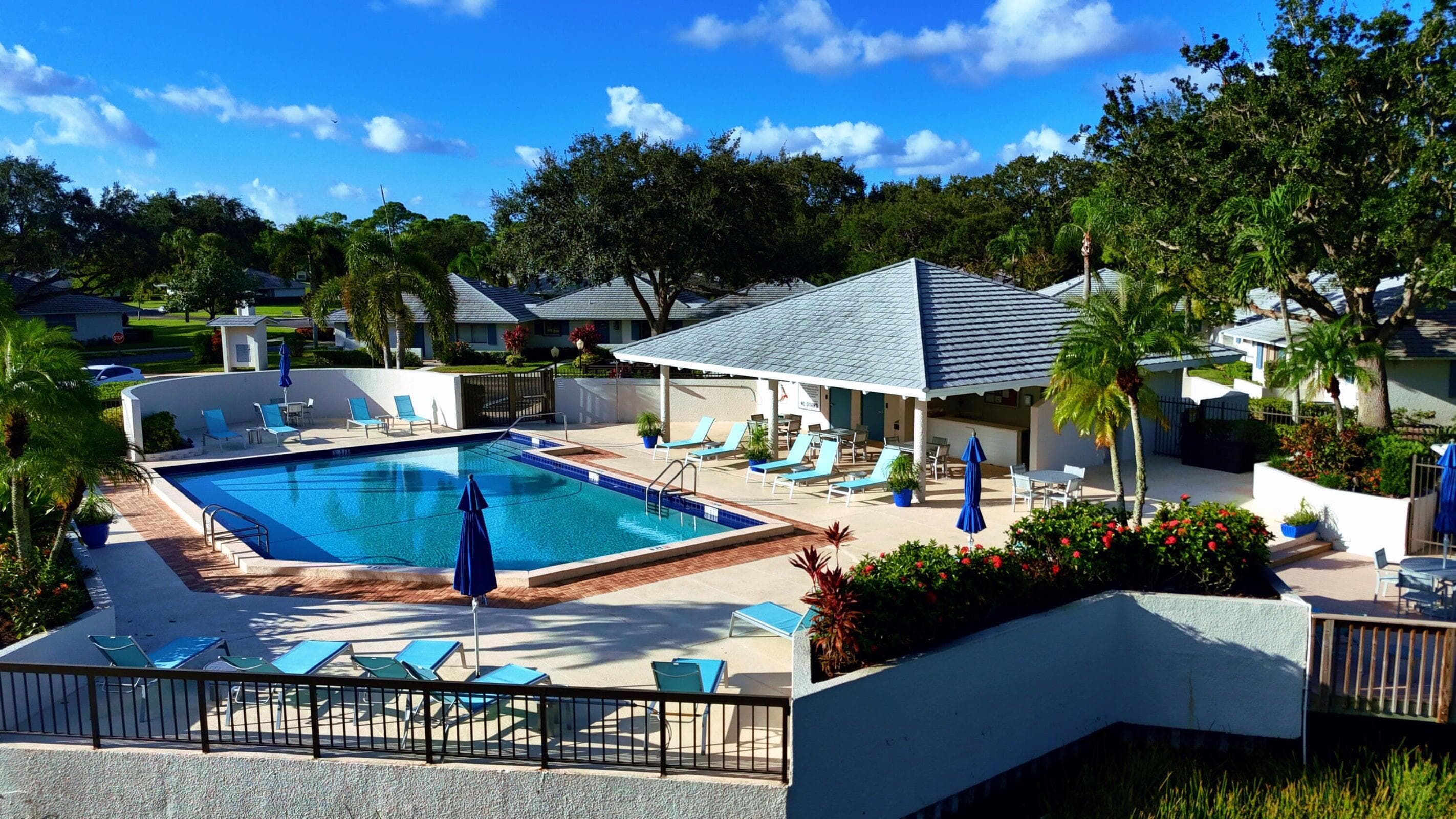 913 Club Drive, Palm Beach Gardens, FL 33418 — photo 36 of 39