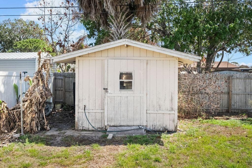 2514 SE Washington St Street, Stuart, FL 34997 — photo 14 of 16