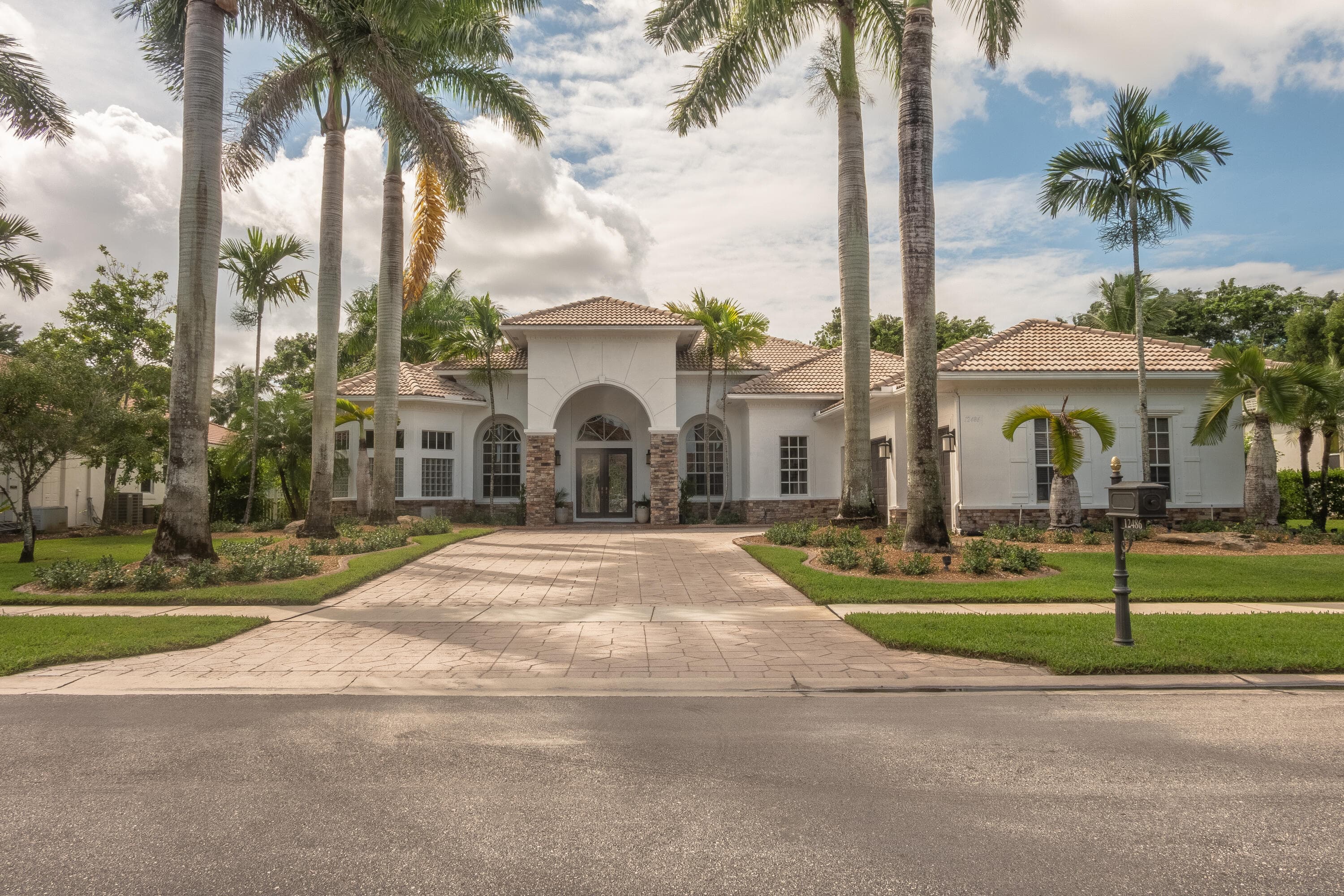 12486 Equine Lane, Wellington, FL 33414 — photo 1 of 39