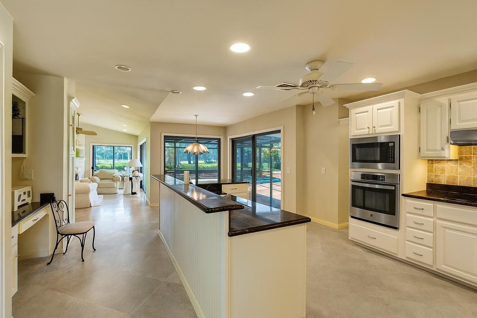 7 Marlwood Lane, Palm Beach Gardens, FL 33418 — photo 19 of 33
