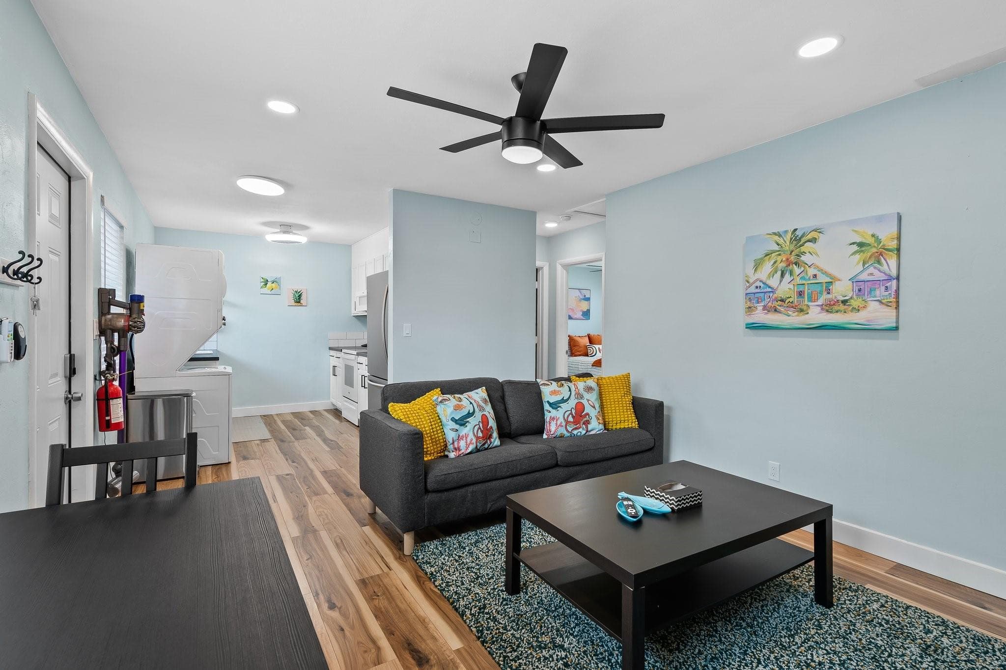 1464 N Dixie Highway 2, Fort Lauderdale, FL 33304 — photo 2 of 11
