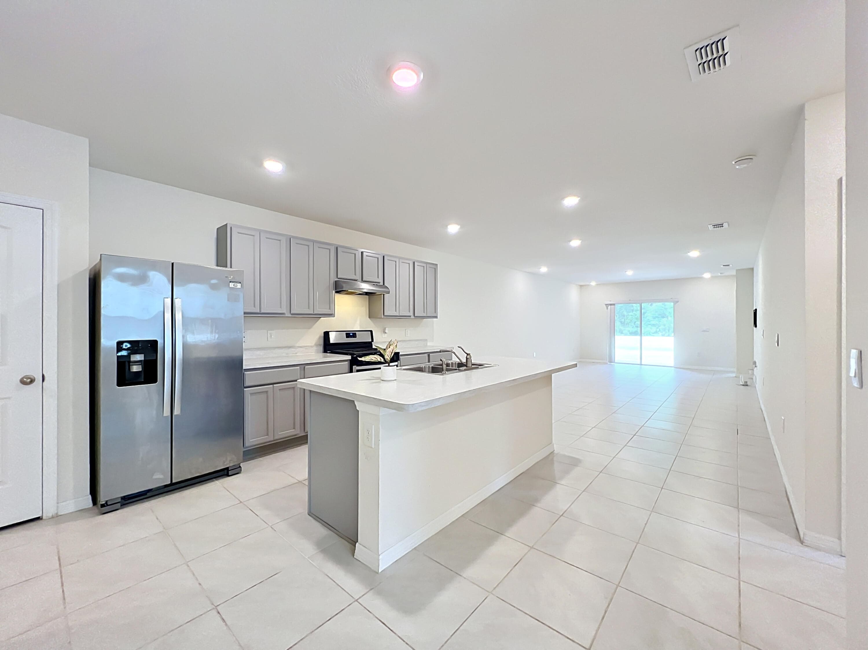 20029 Royal Tern Court, Leesburg, FL 34748 — photo 11 of 60