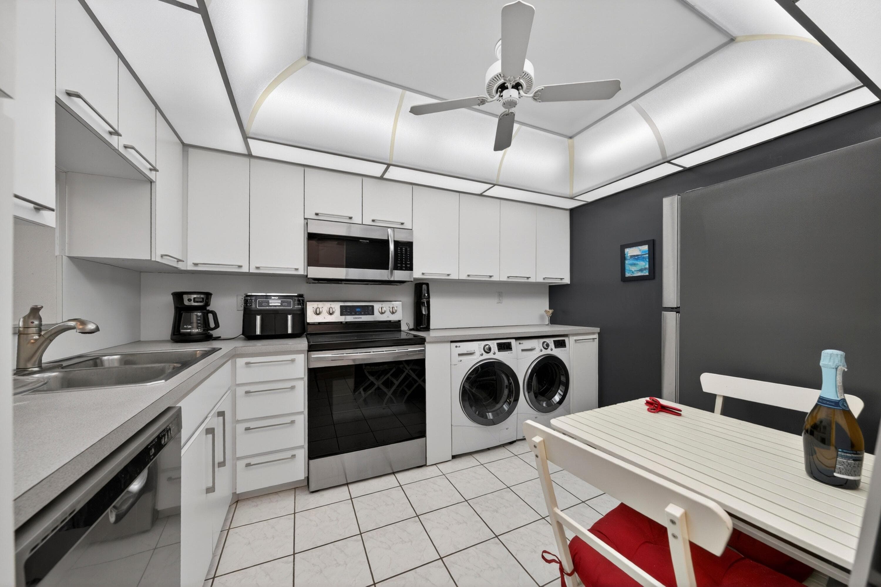 6000 N Ocean Boulevard 2a, Lauderdale-By-The-Sea, FL 33308 — photo 3 of 31