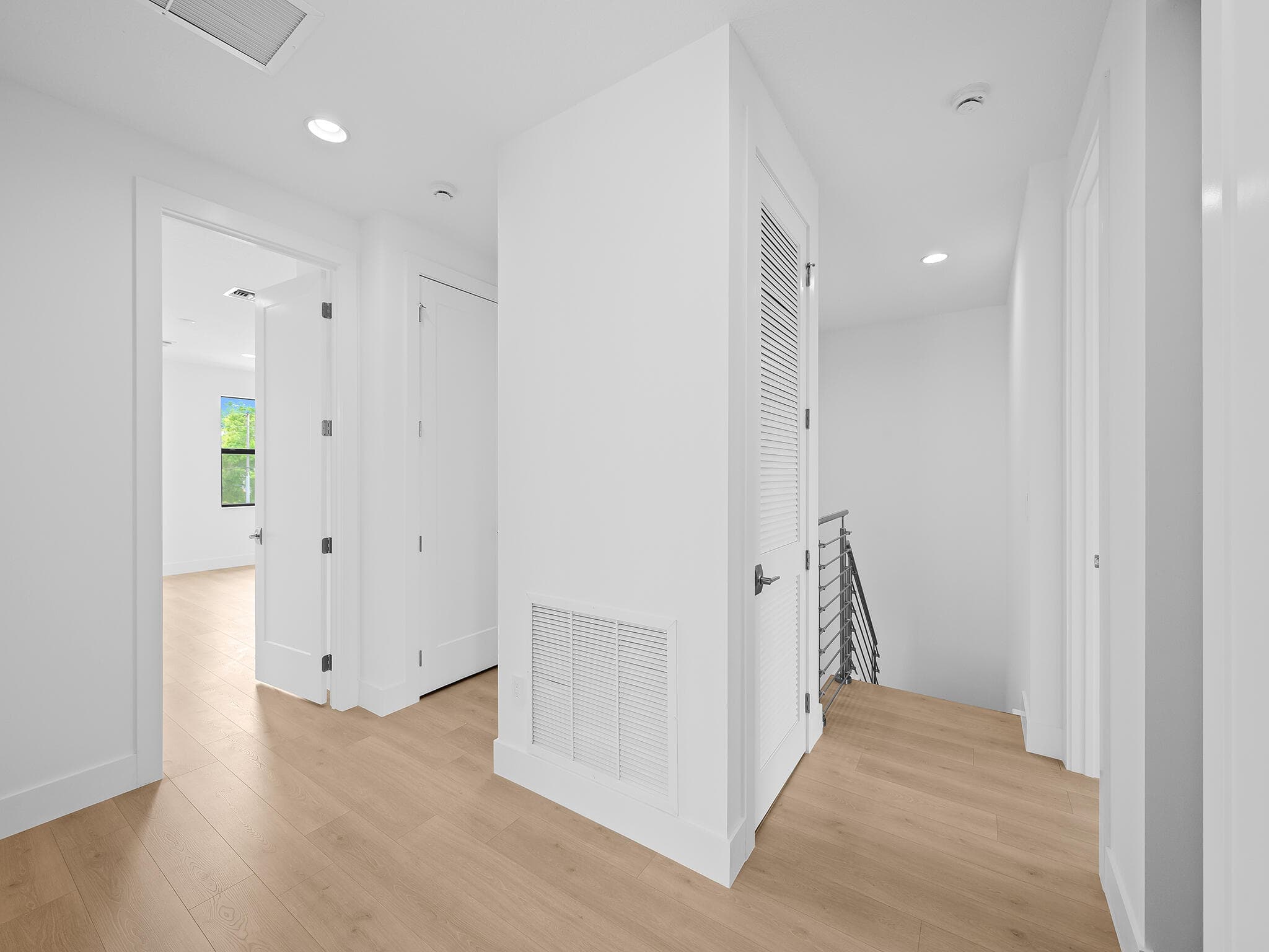 1437 SW 23rd Court, Fort Lauderdale, FL 33315 — photo 8 of 24