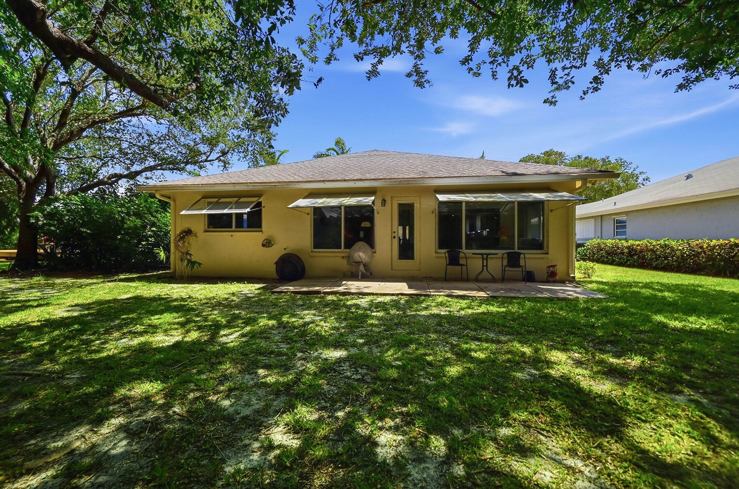 321 Del Rio Boulevard, Boca Raton, FL 33432 — photo 34 of 47