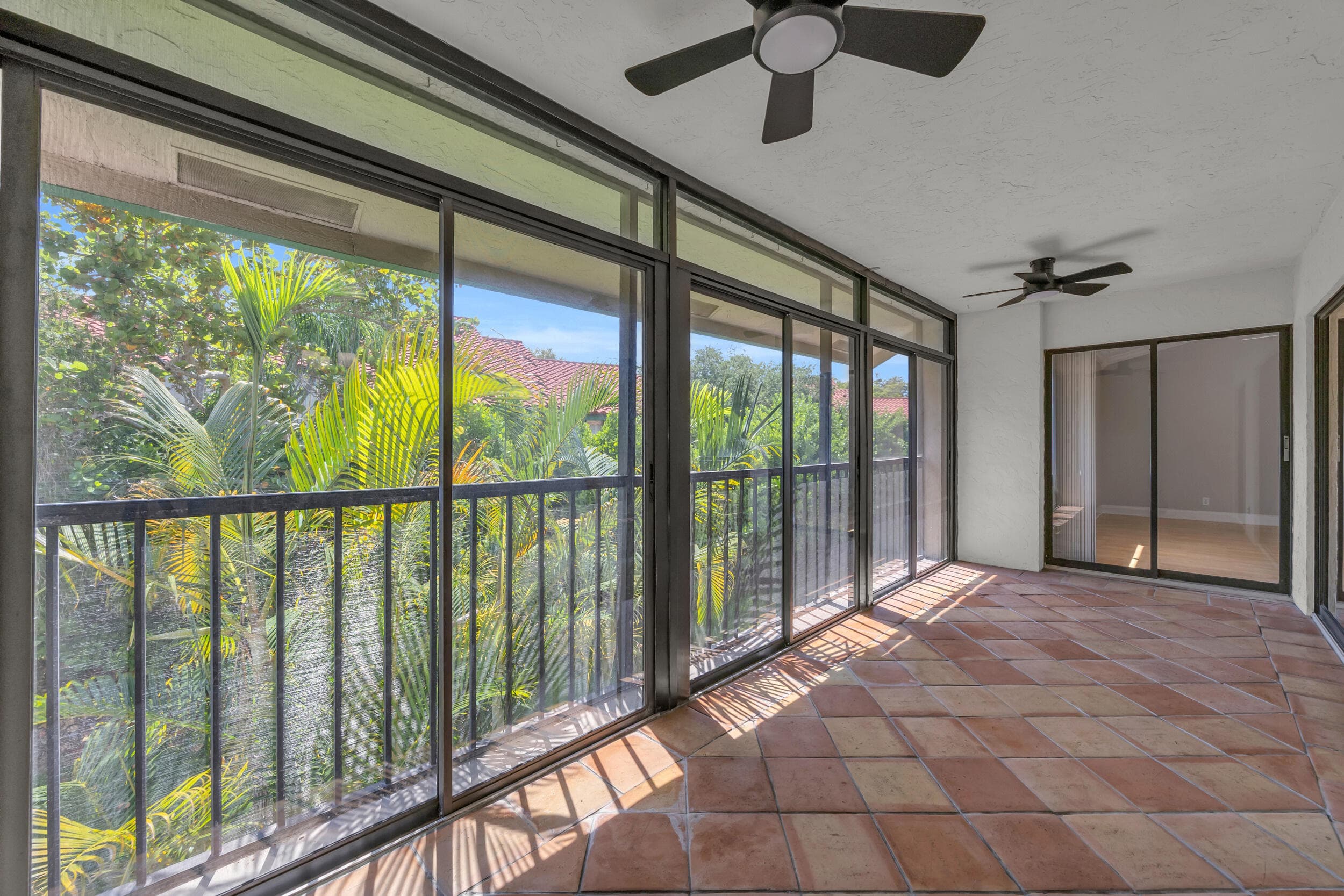 25 Lexington Lane W F, Palm Beach Gardens, FL 33418 — photo 20 of 21