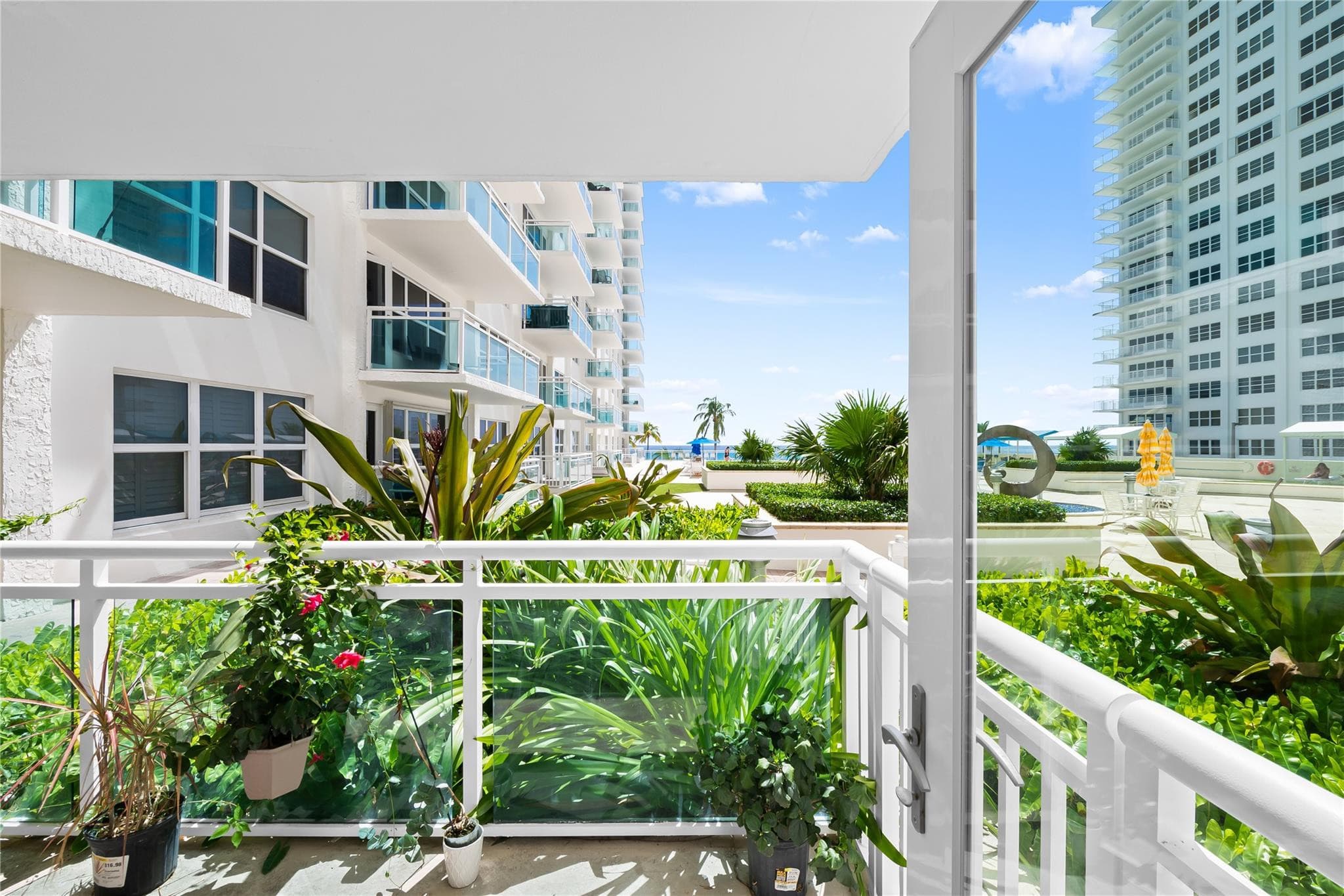 3900 Galt Ocean Drive 105, Fort Lauderdale, FL 33308 — photo 7 of 50