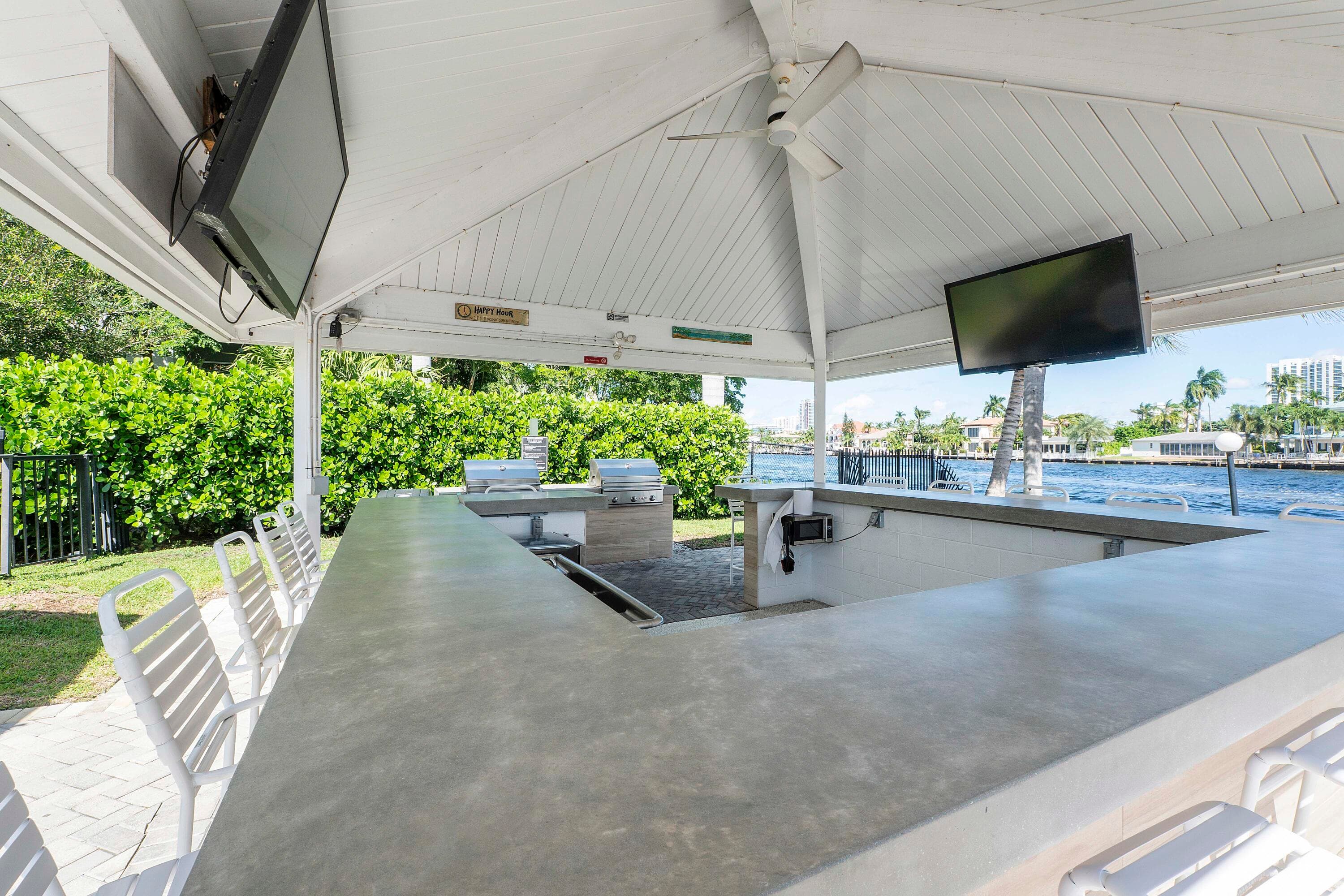 6517 Bay Club Drive 4, Fort Lauderdale, FL 33308 — photo 37 of 45