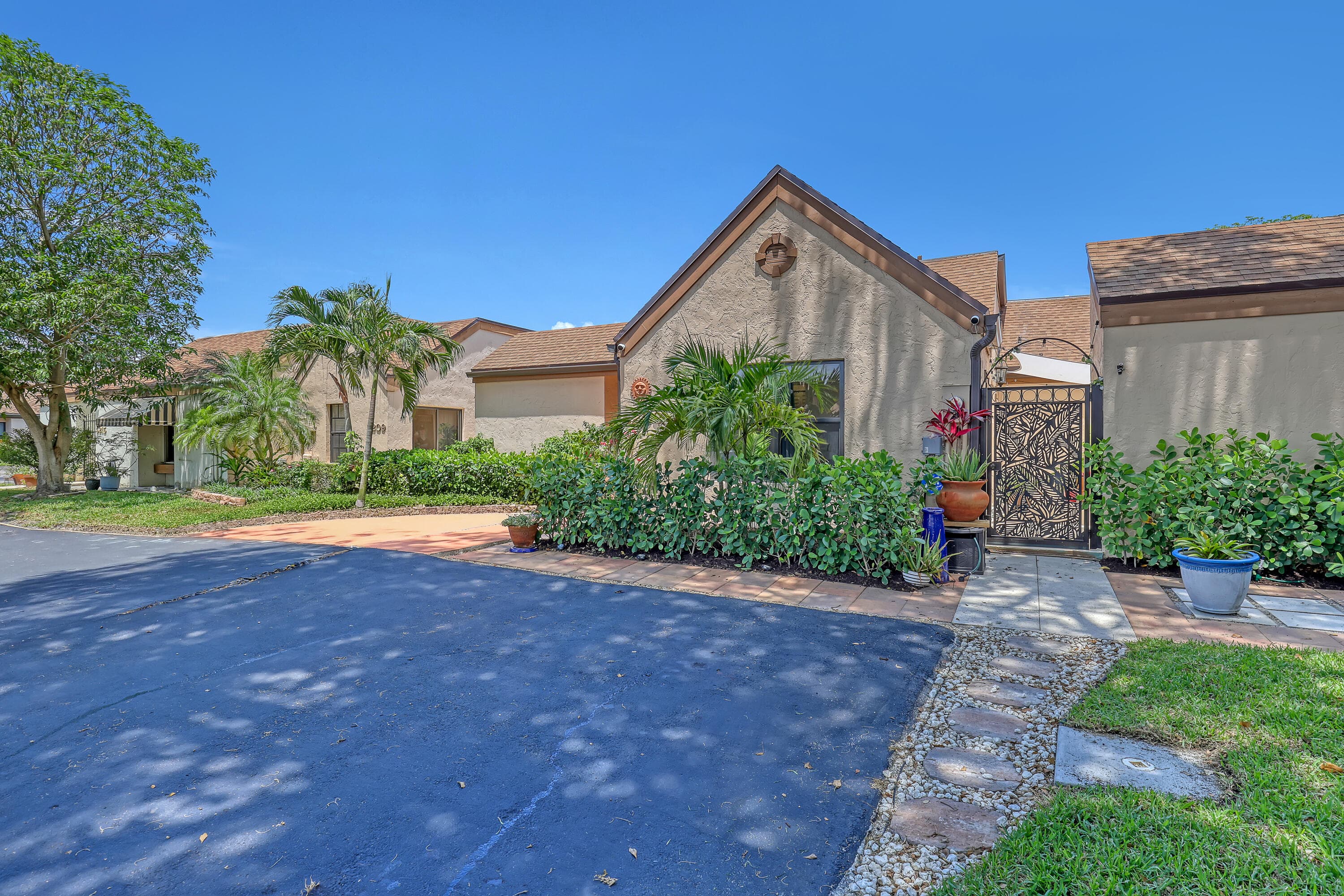 5203 Peppercorn Street, Palm Beach Gardens, FL 33418 — photo 1 of 59
