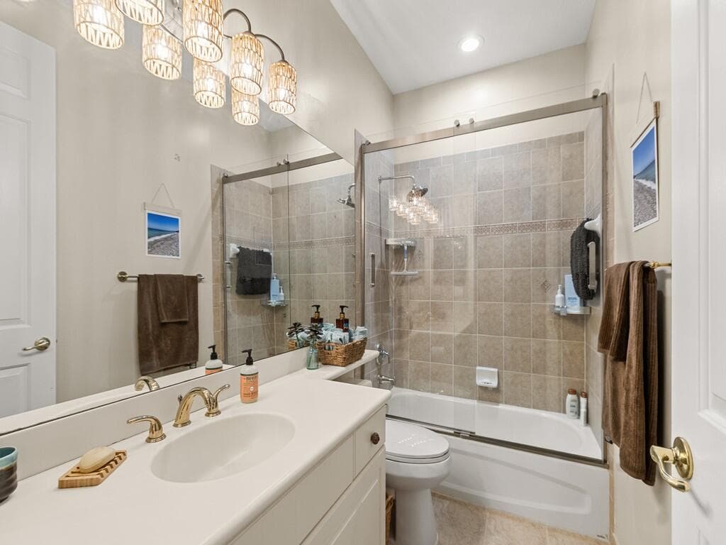 1010 SW Ruby Ave Avenue SW, Vero Beach, FL 32968 — photo 34 of 36