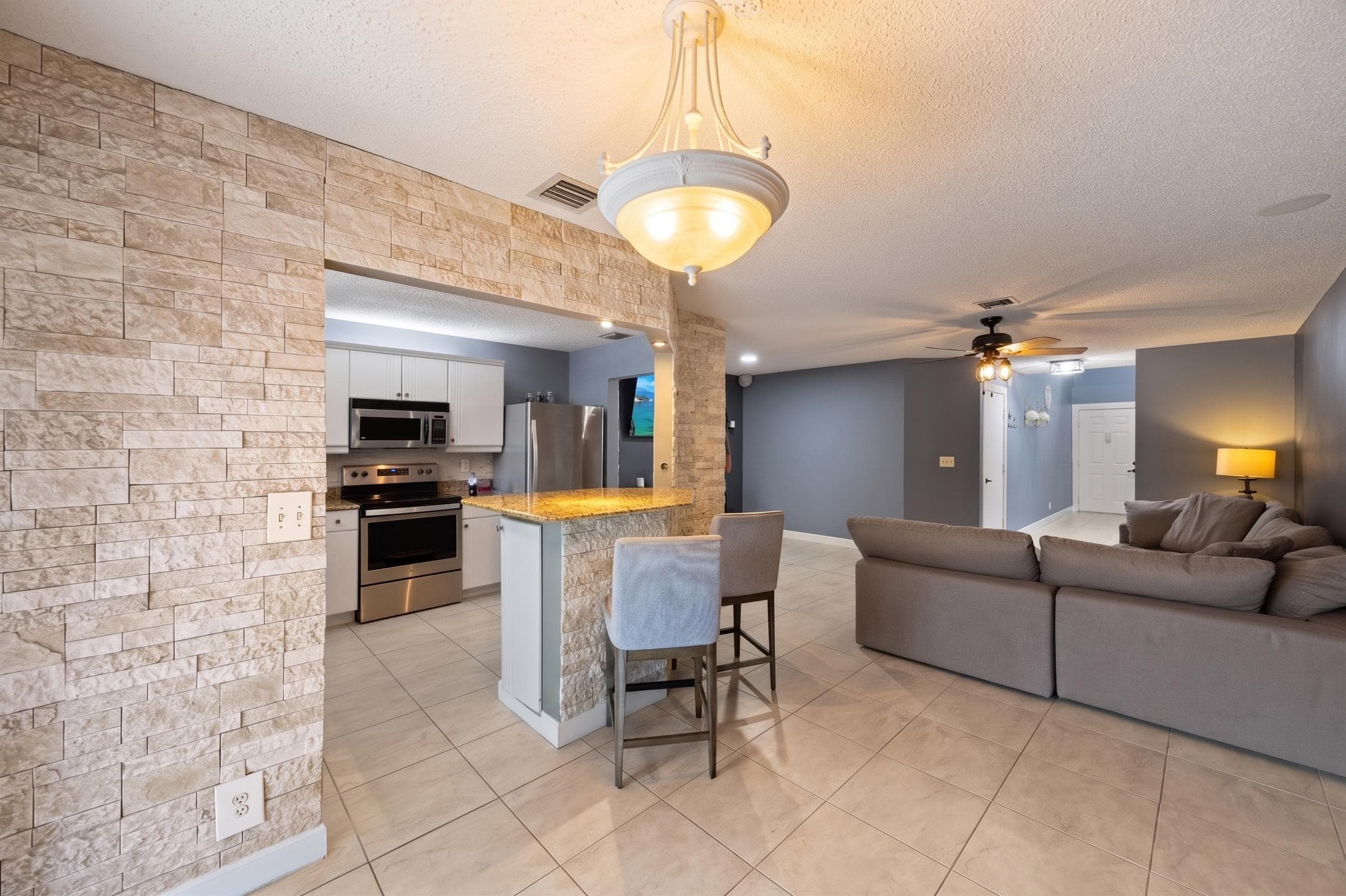 1928 Discovery Circle E, Deerfield Beach, FL 33442 — photo 7 of 40