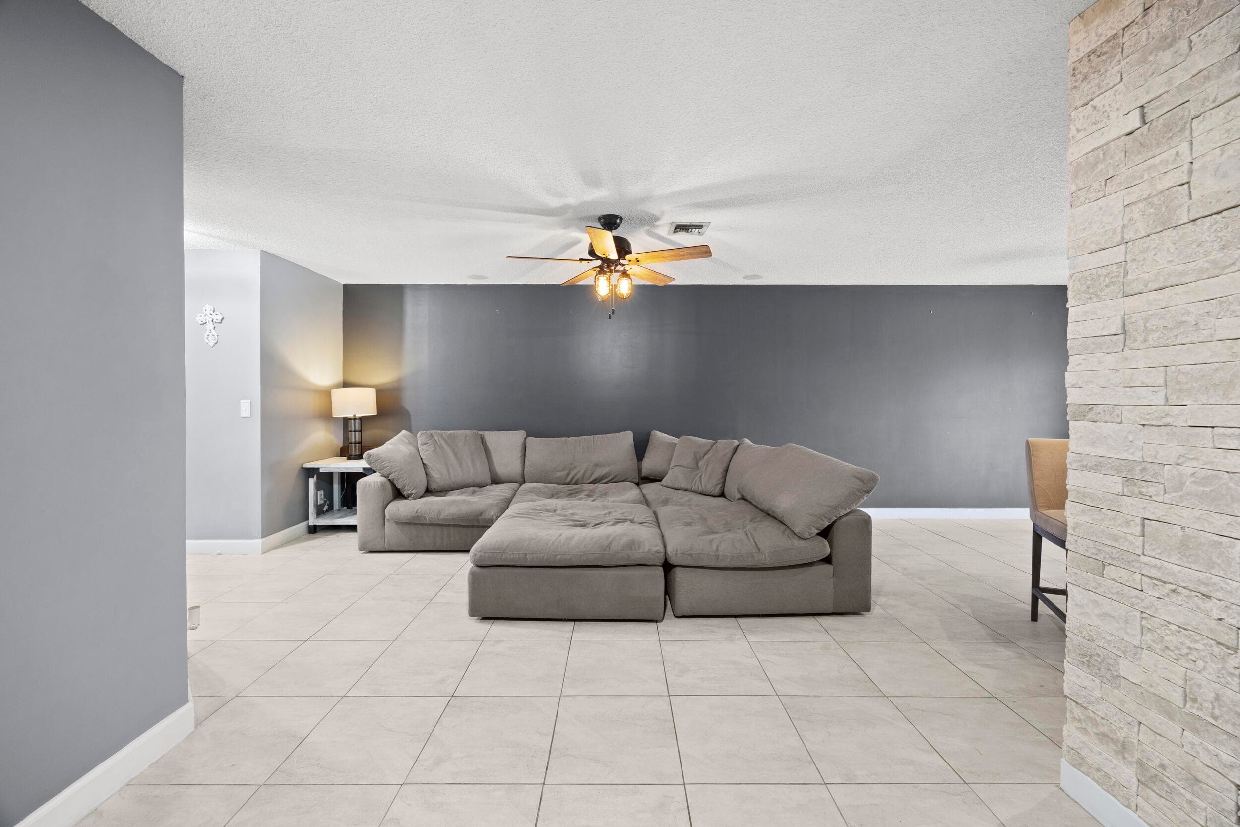 1928 Discovery Circle E, Deerfield Beach, FL 33442 — photo 6 of 40
